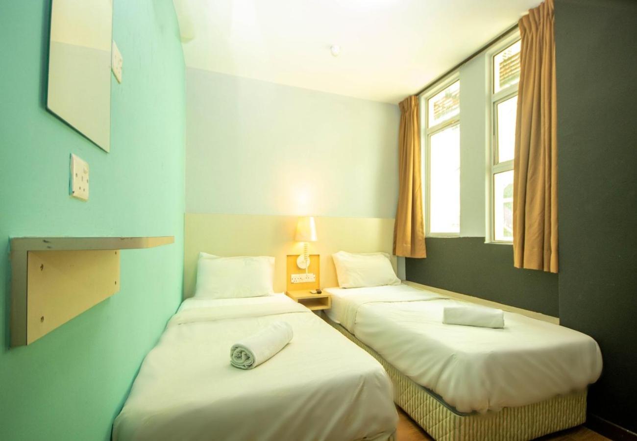 Deluxe Twin Room - Photo 1
