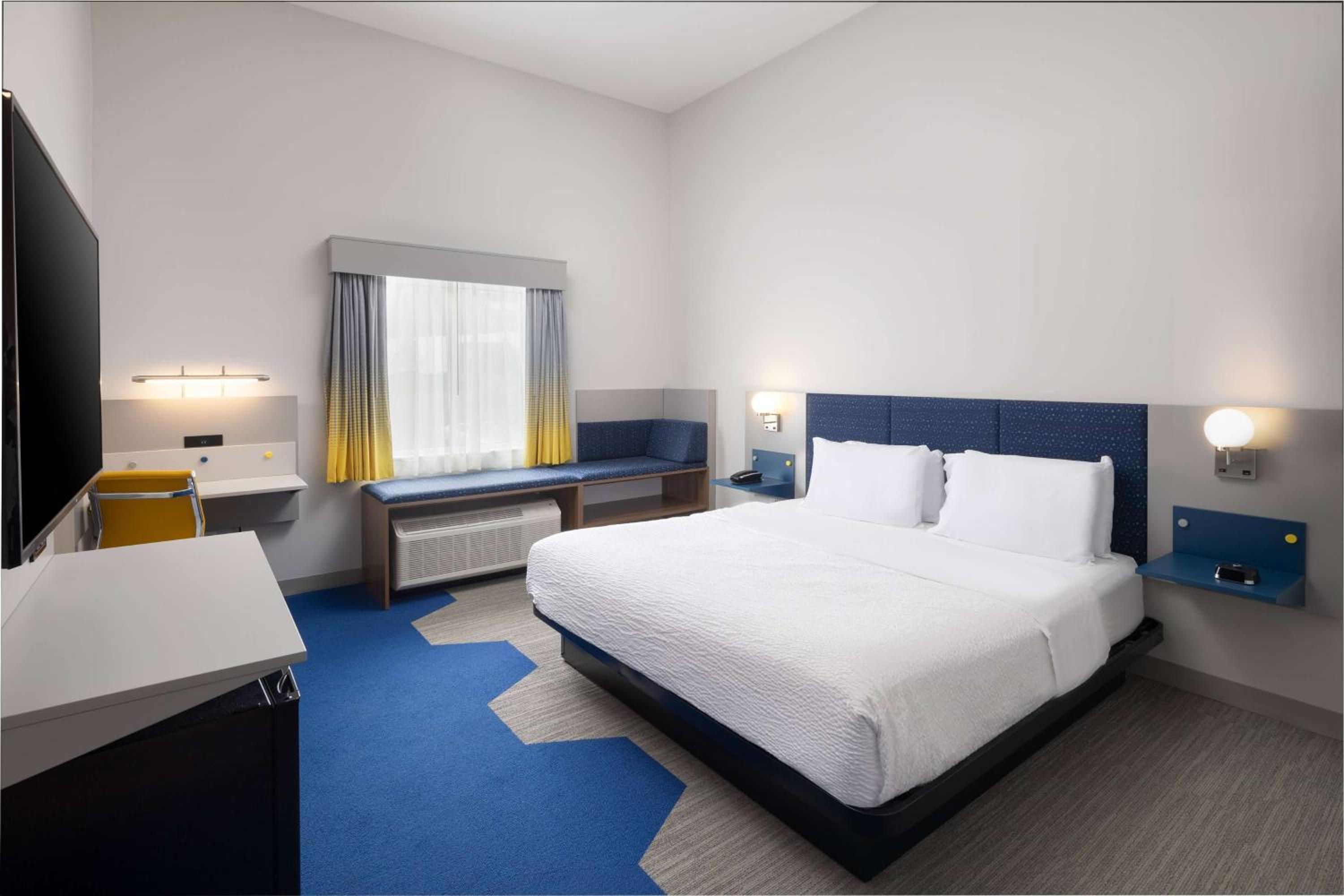 King Room - Mobility Access/Non-Smoking - Photo 5