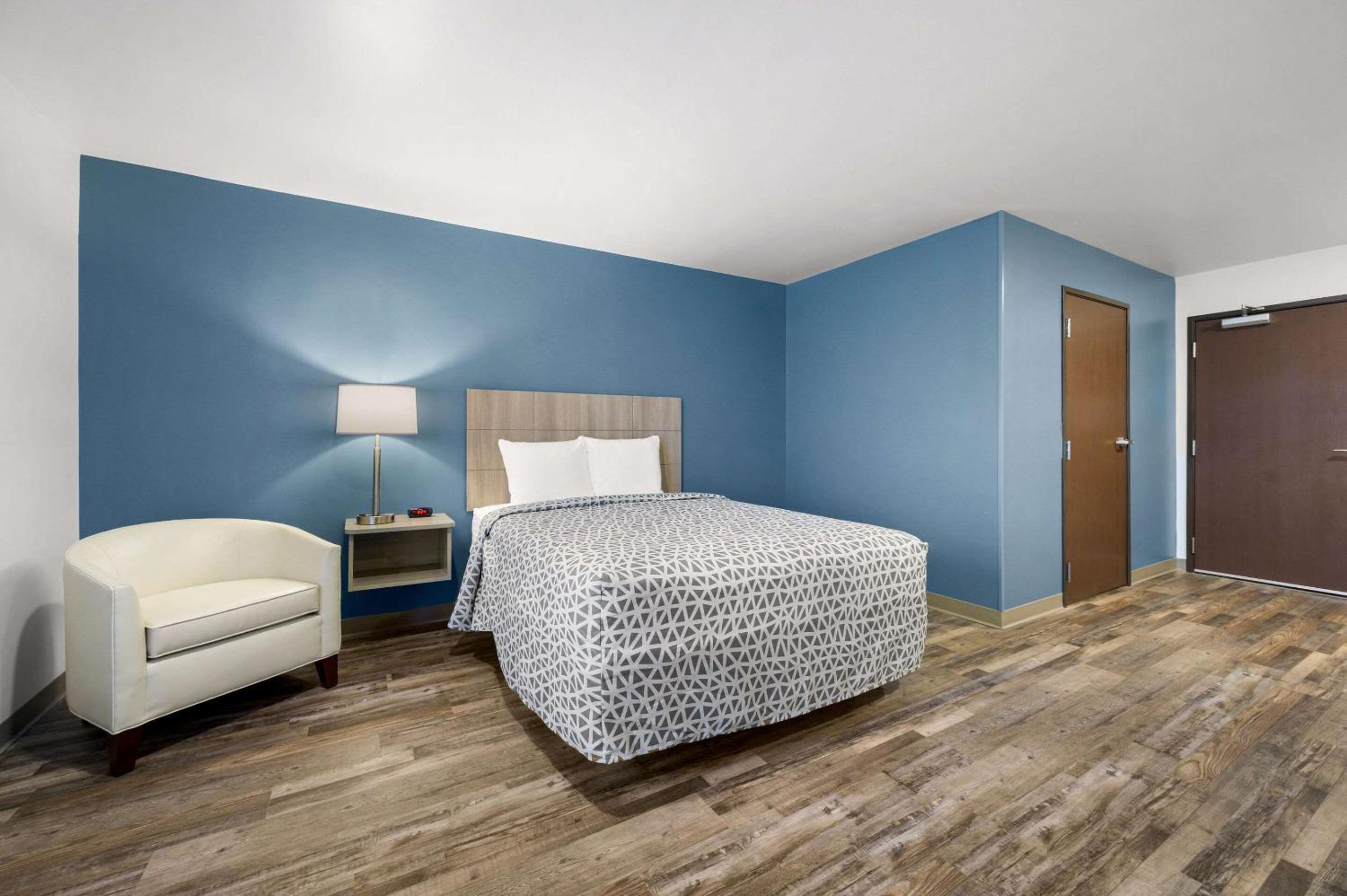 QUEEN SUITE - Photo 5
