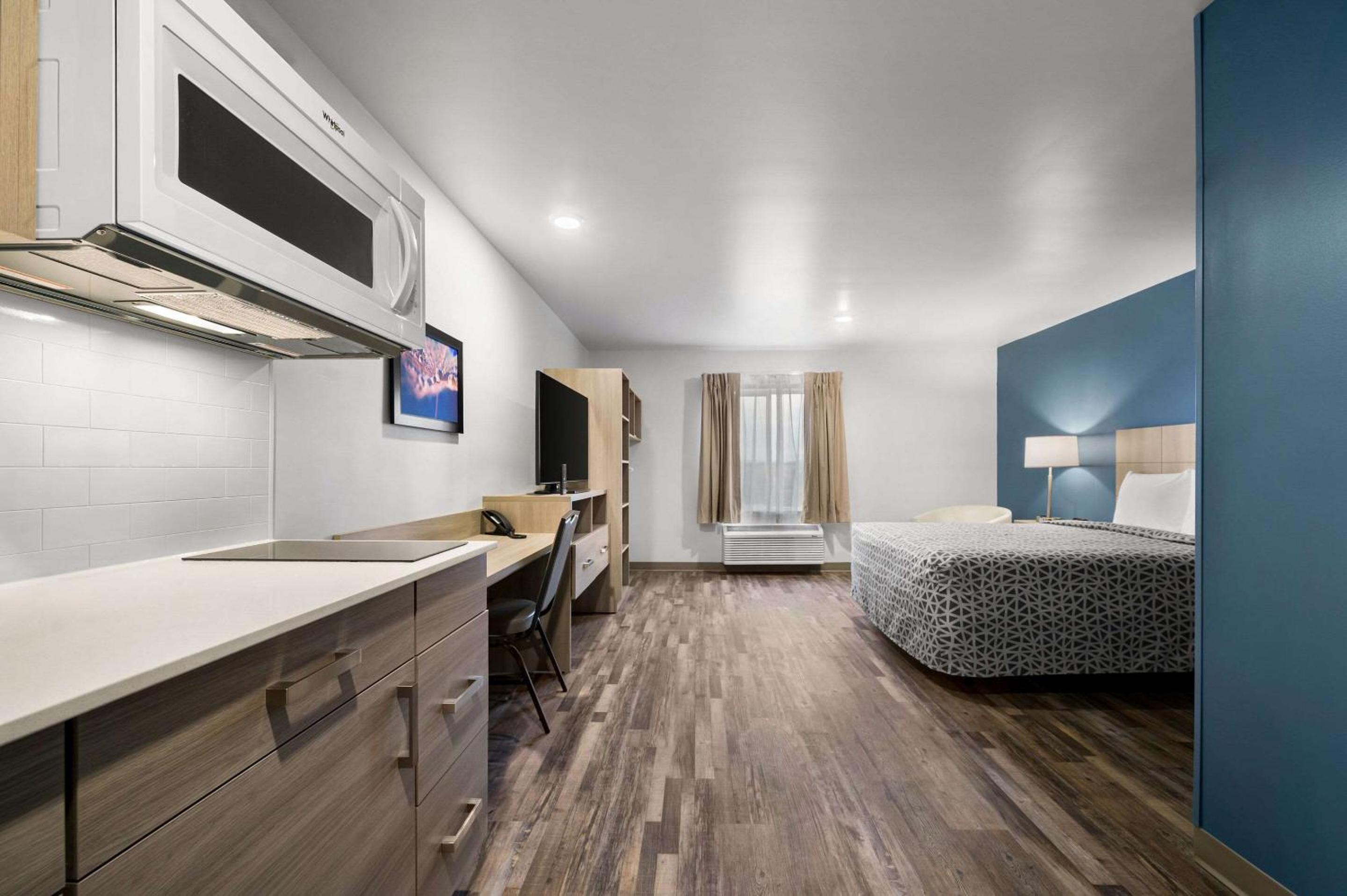 QUEEN SUITE - Photo 6