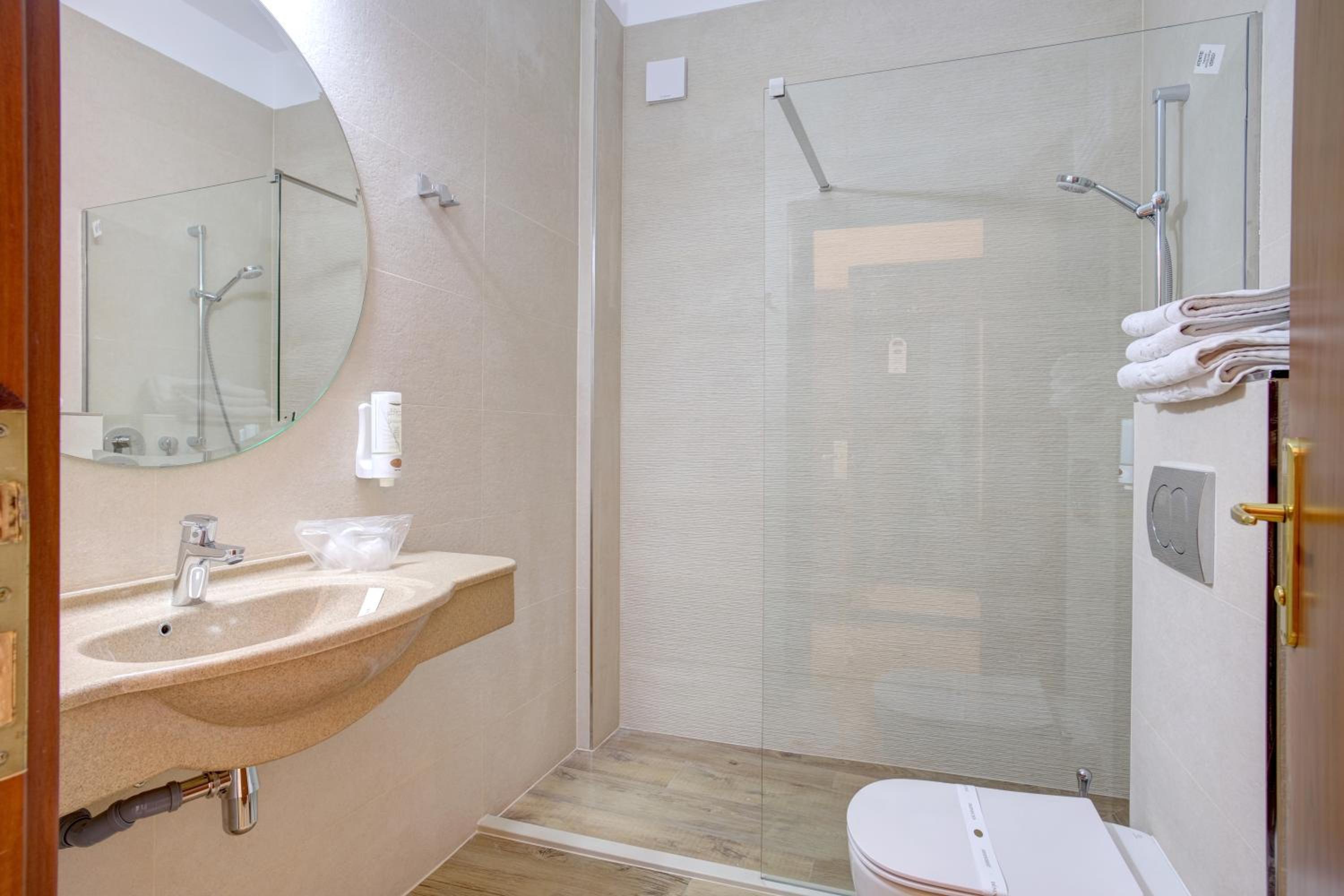 Junior Suite - Photo 3