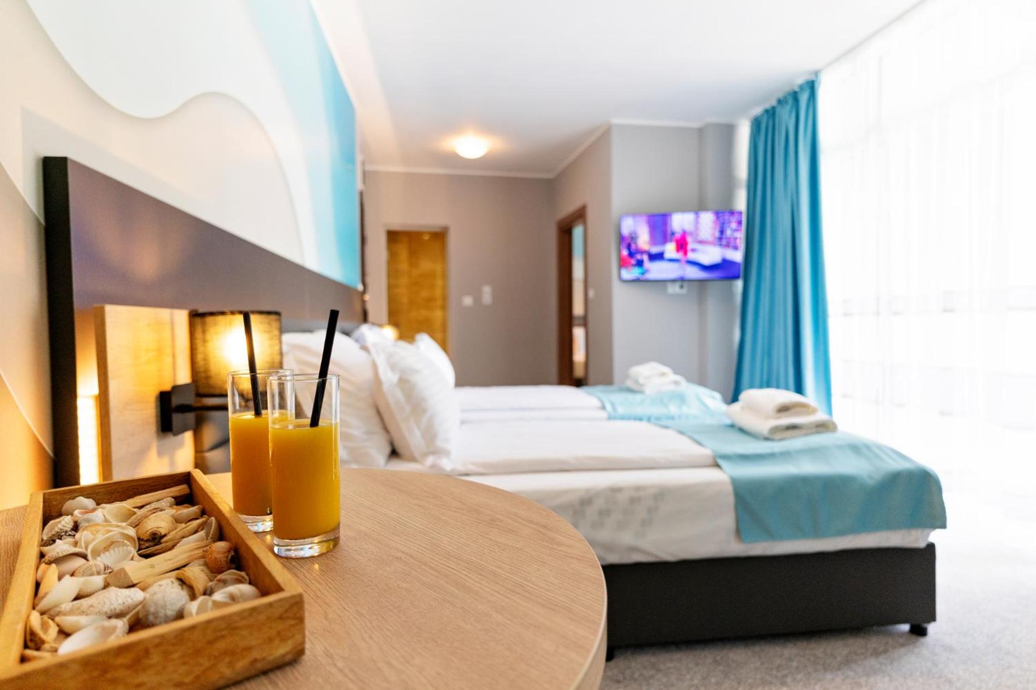 Twin Room With City View photo 2