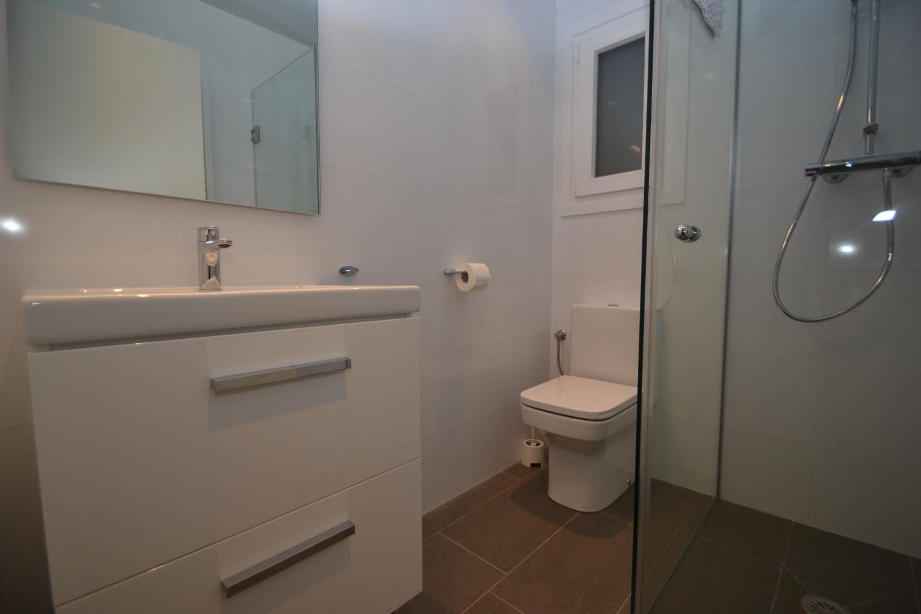 Luxury Three-Bedroom Apartment - De la Bufera 606 –B2-4 photo 2
