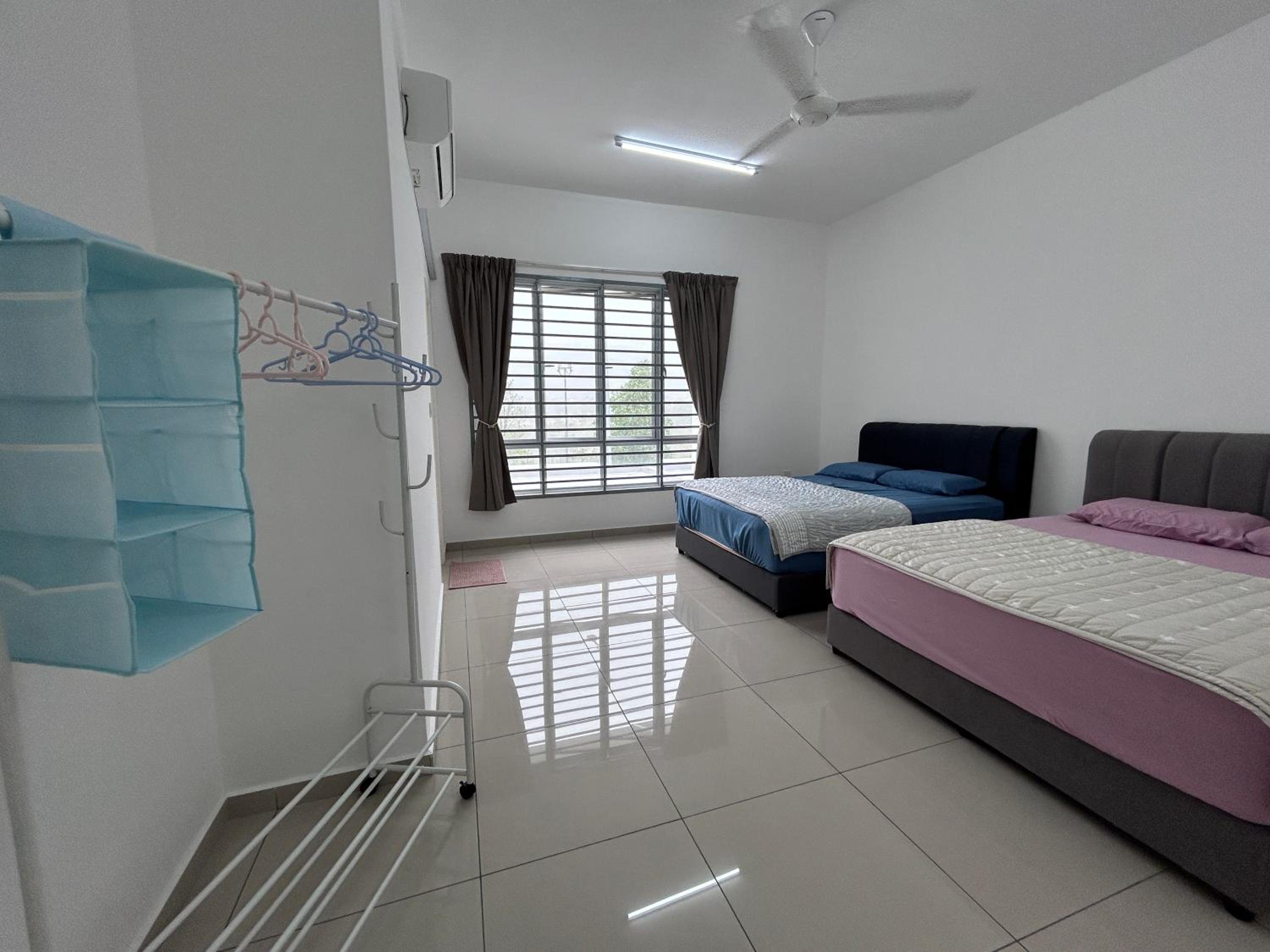 Four-Bedroom House photo 1
