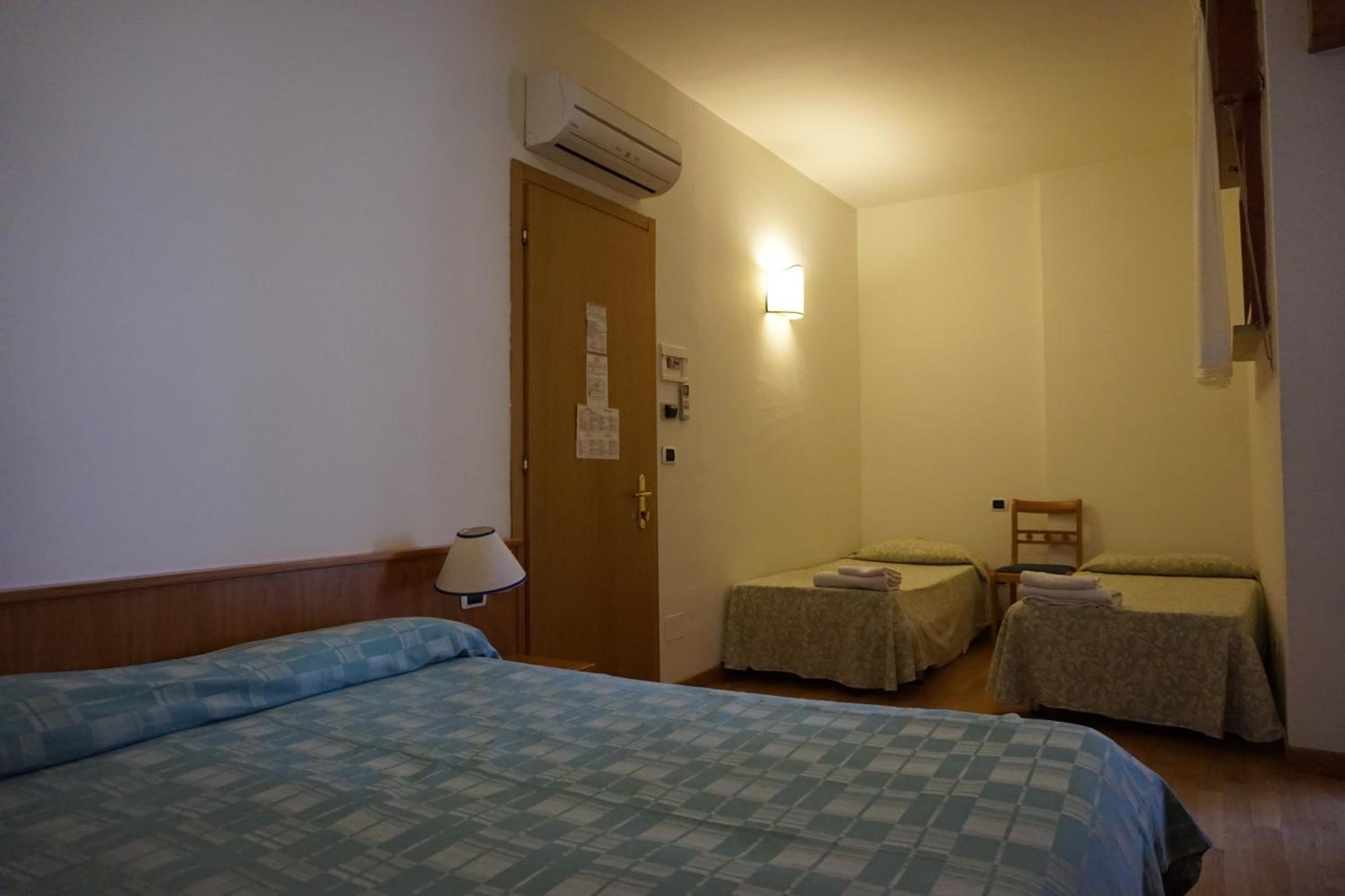 Quadruple Room photo 3