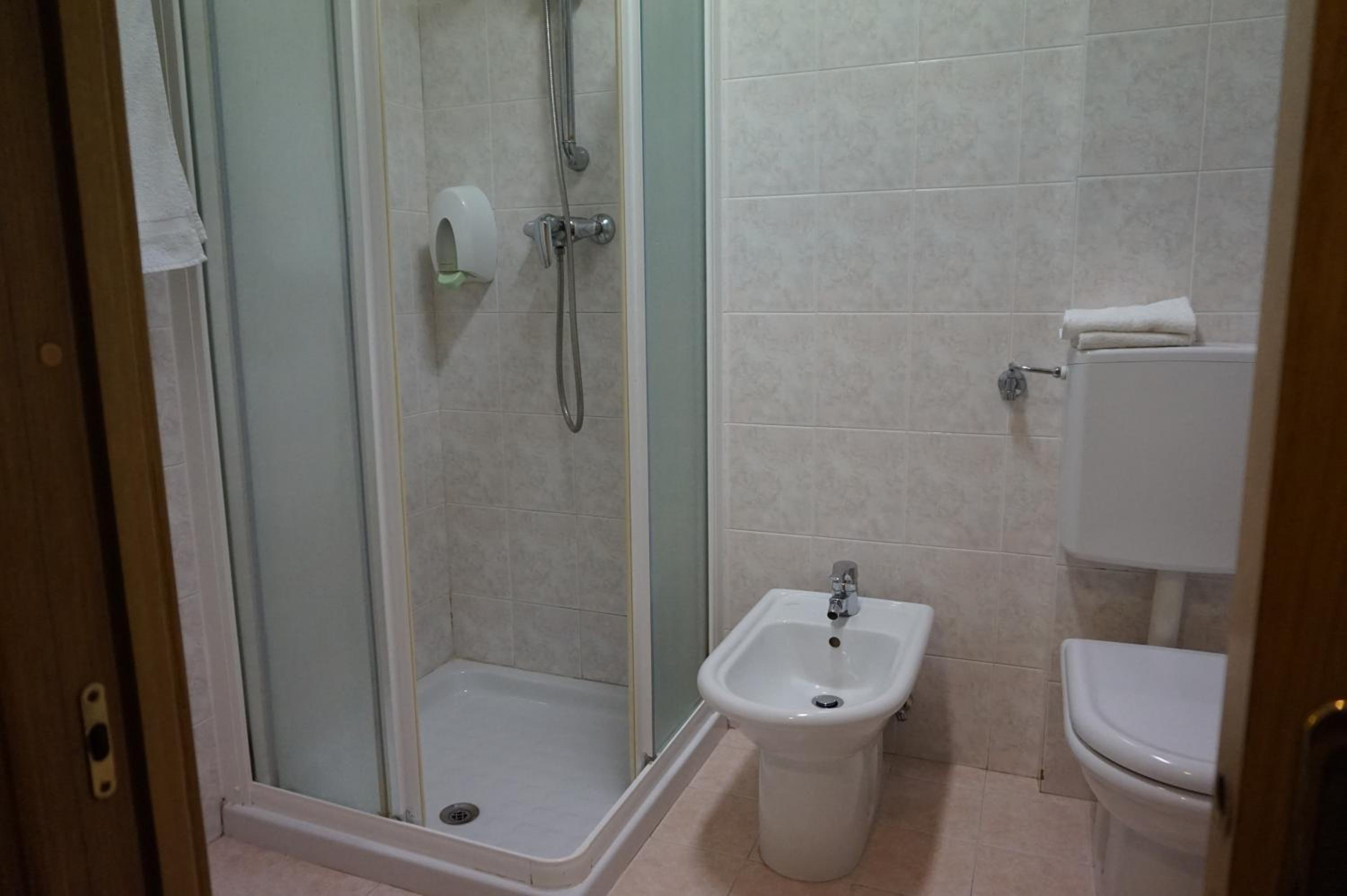 Quadruple Room photo 2