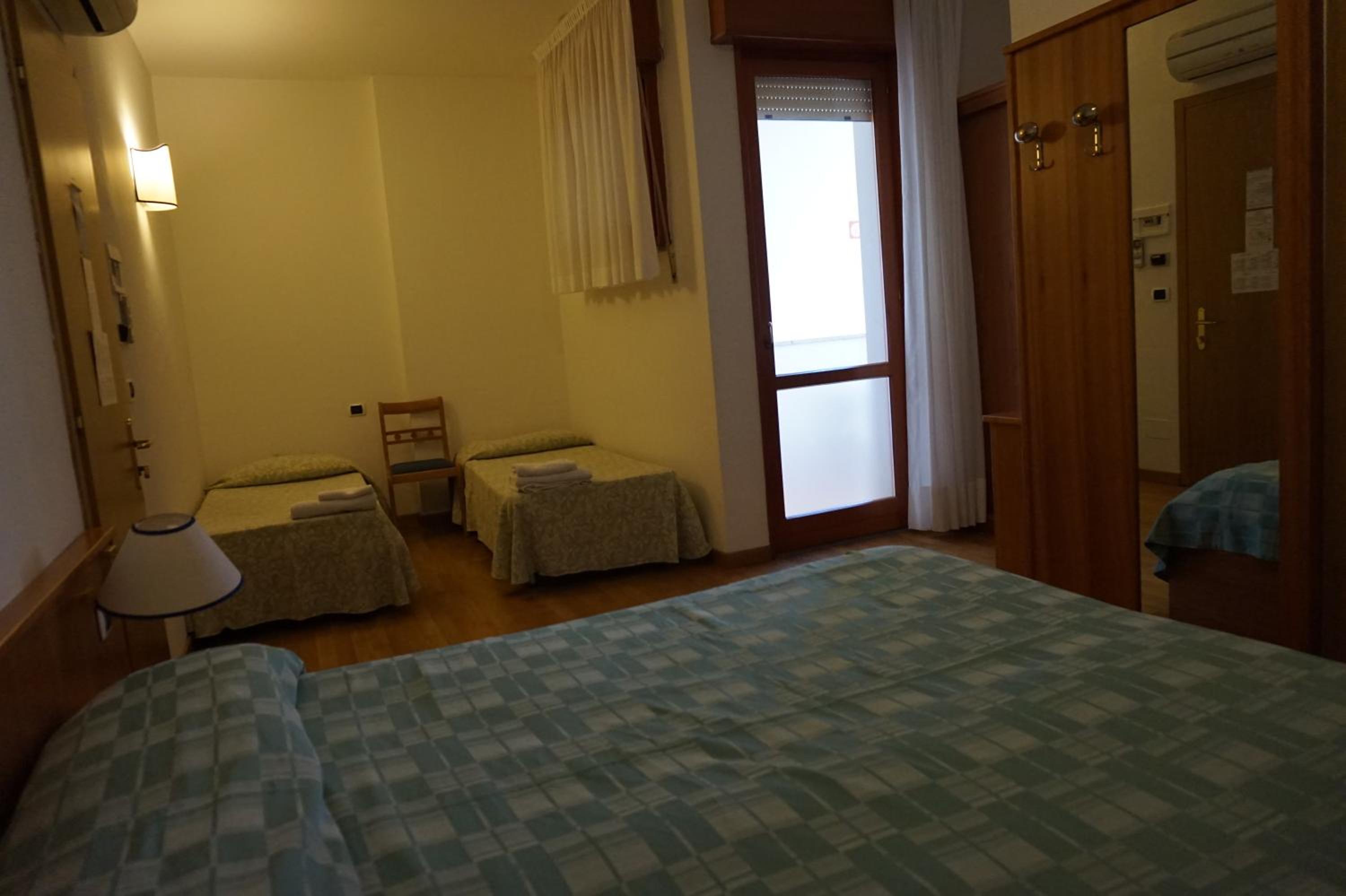 Quadruple Room photo 3