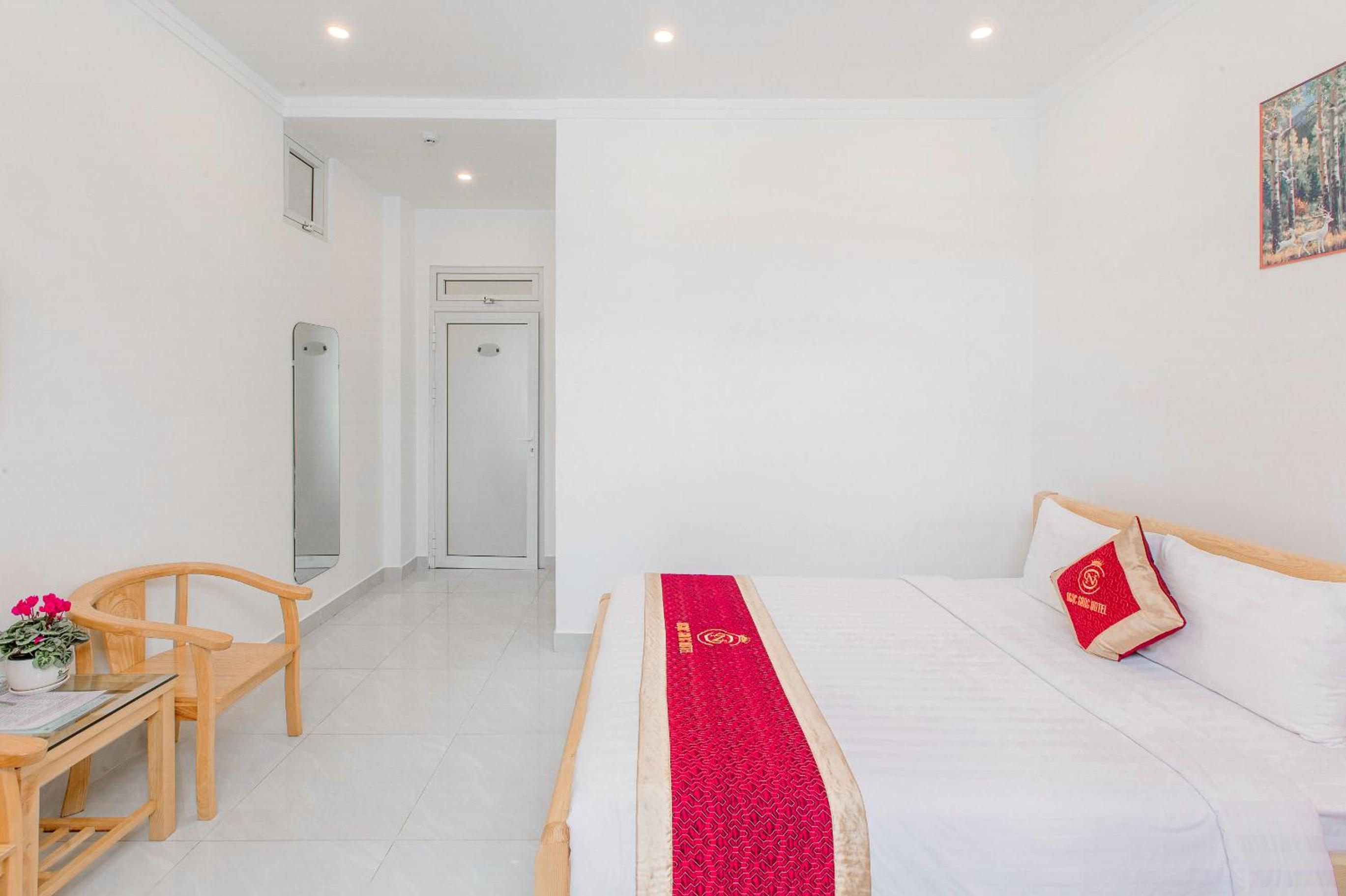 Standard Double Room - Photo 4