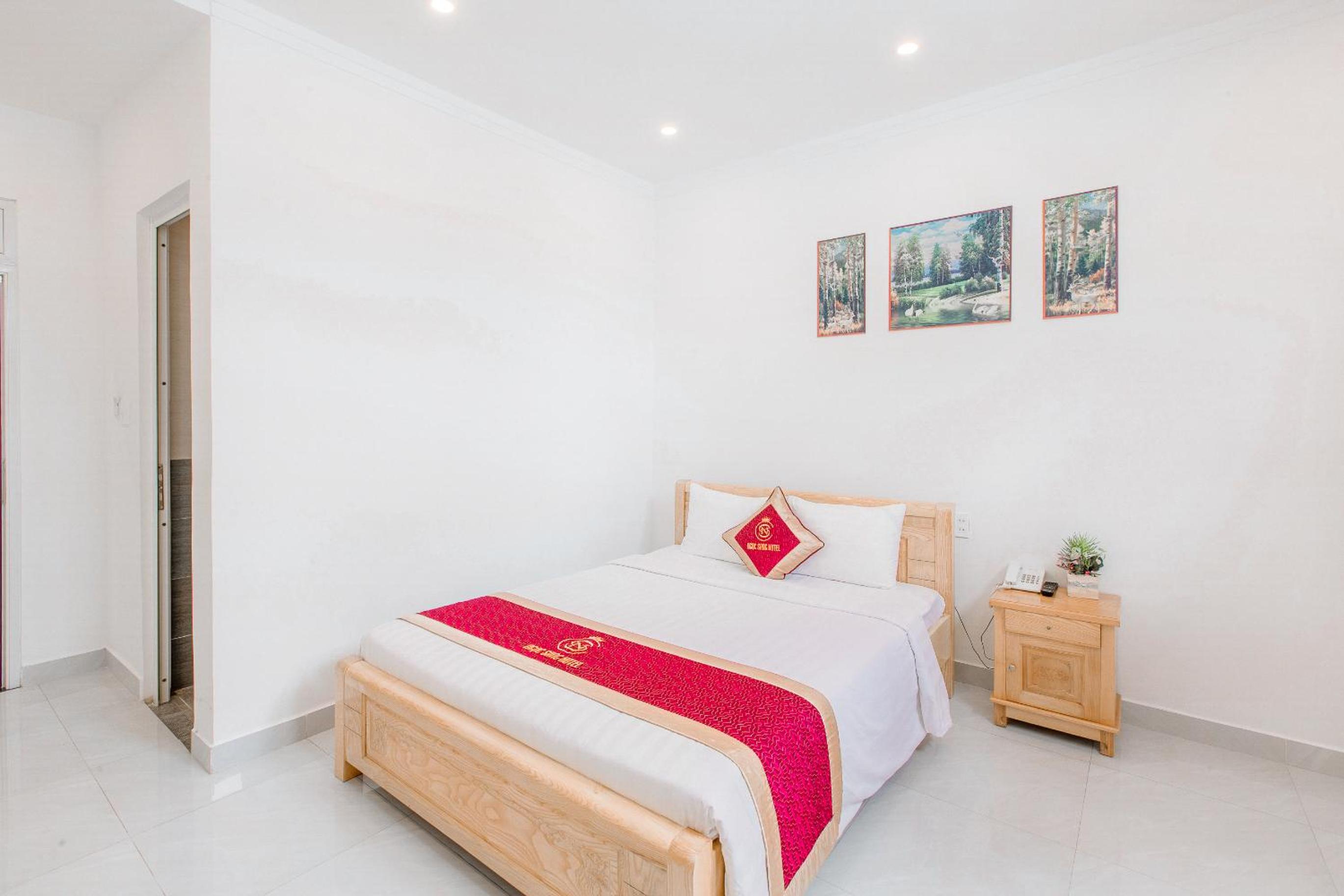 Standard Double Room - Photo 5