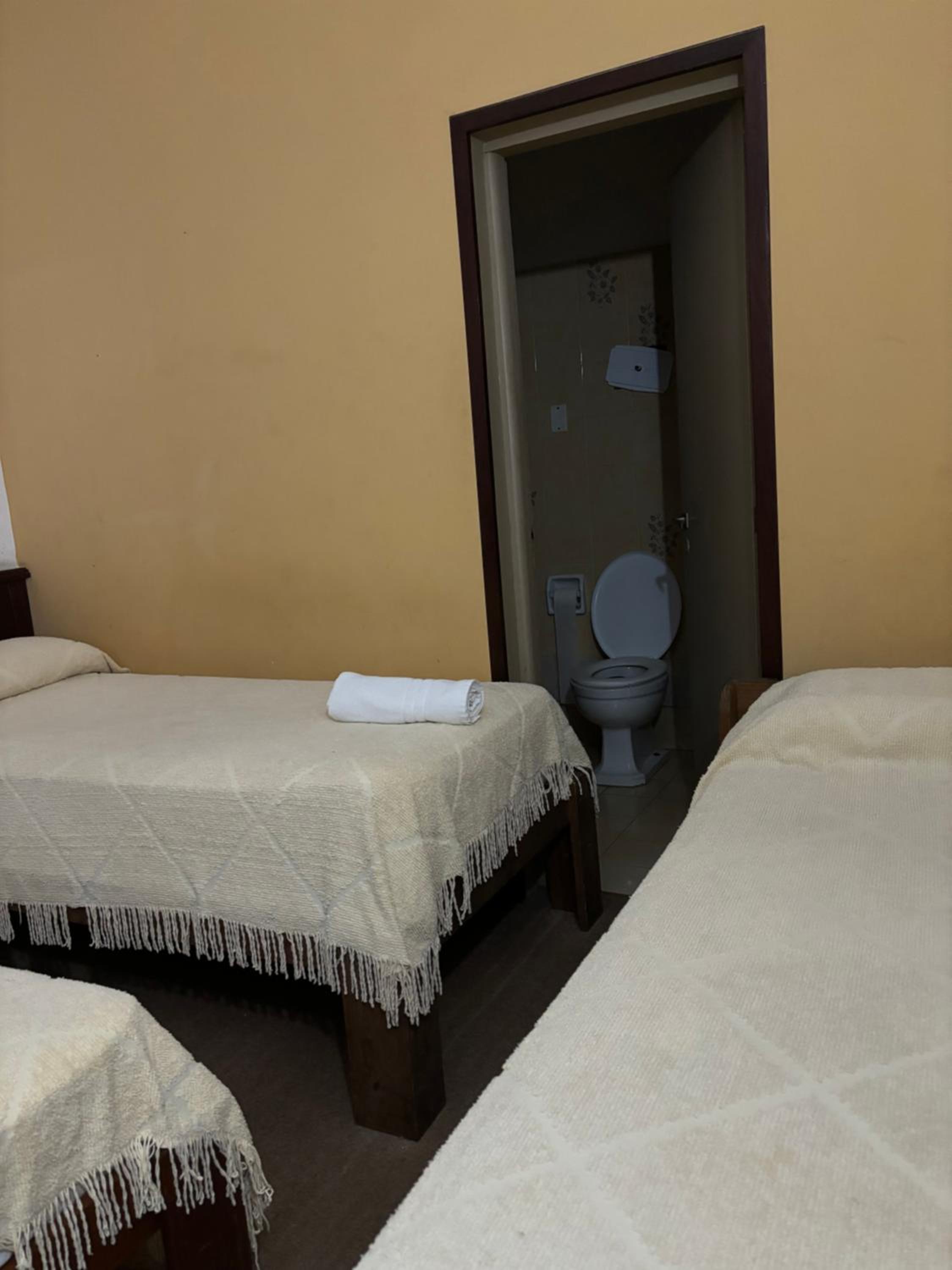 Economy Quadruple Room photo 3