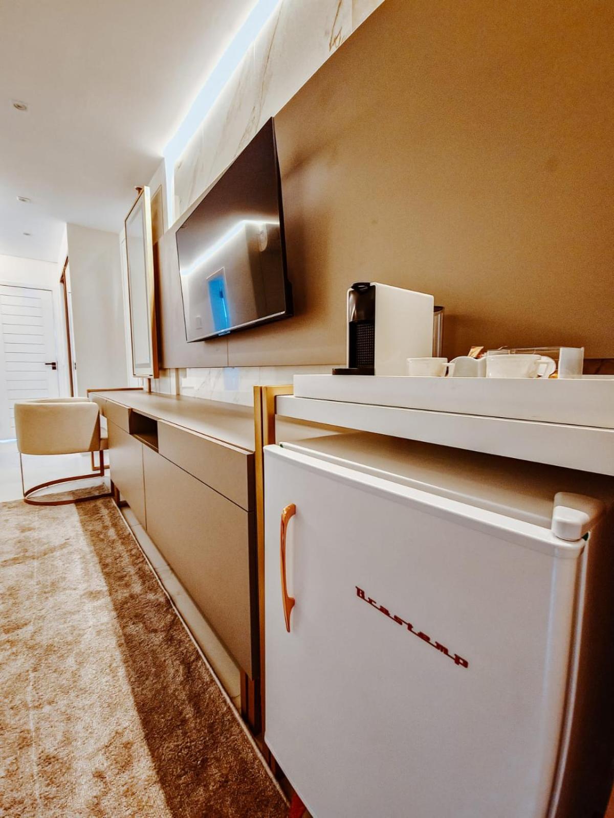 Superior Suite with Sea View photo 3