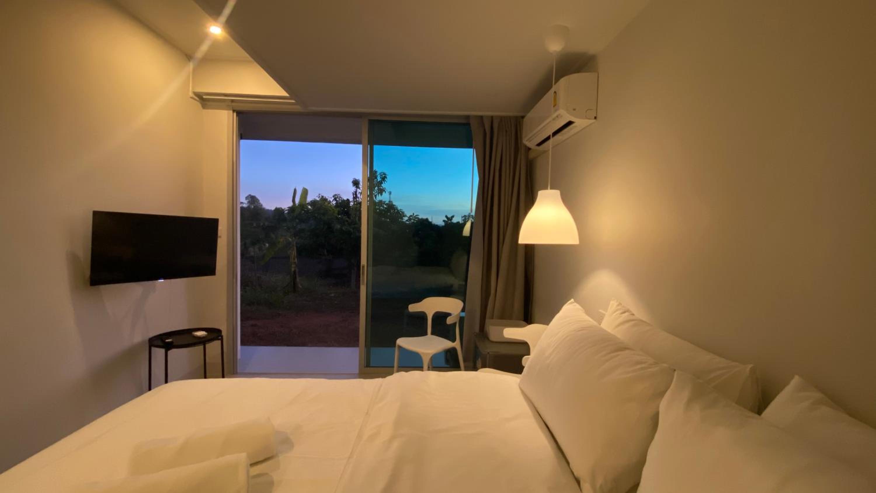 Double Room - Photo 5