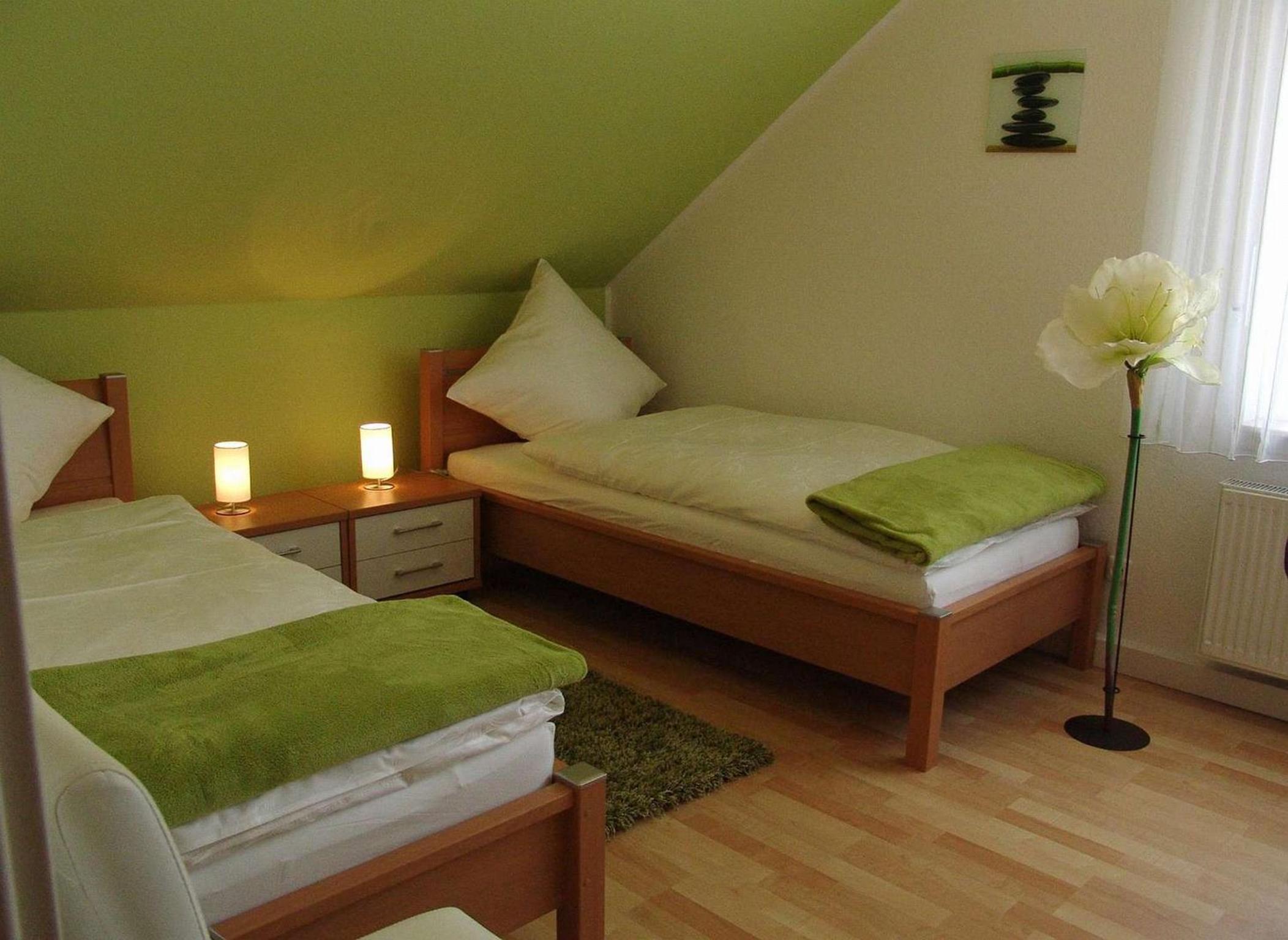 Double Room with Private Bathroom - Photo 1