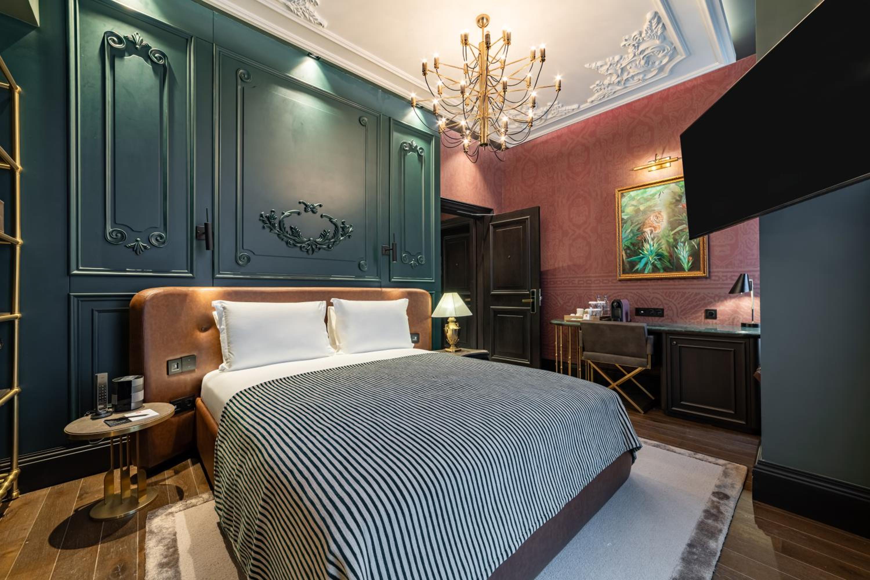 Superior Double Room with City View photo 1