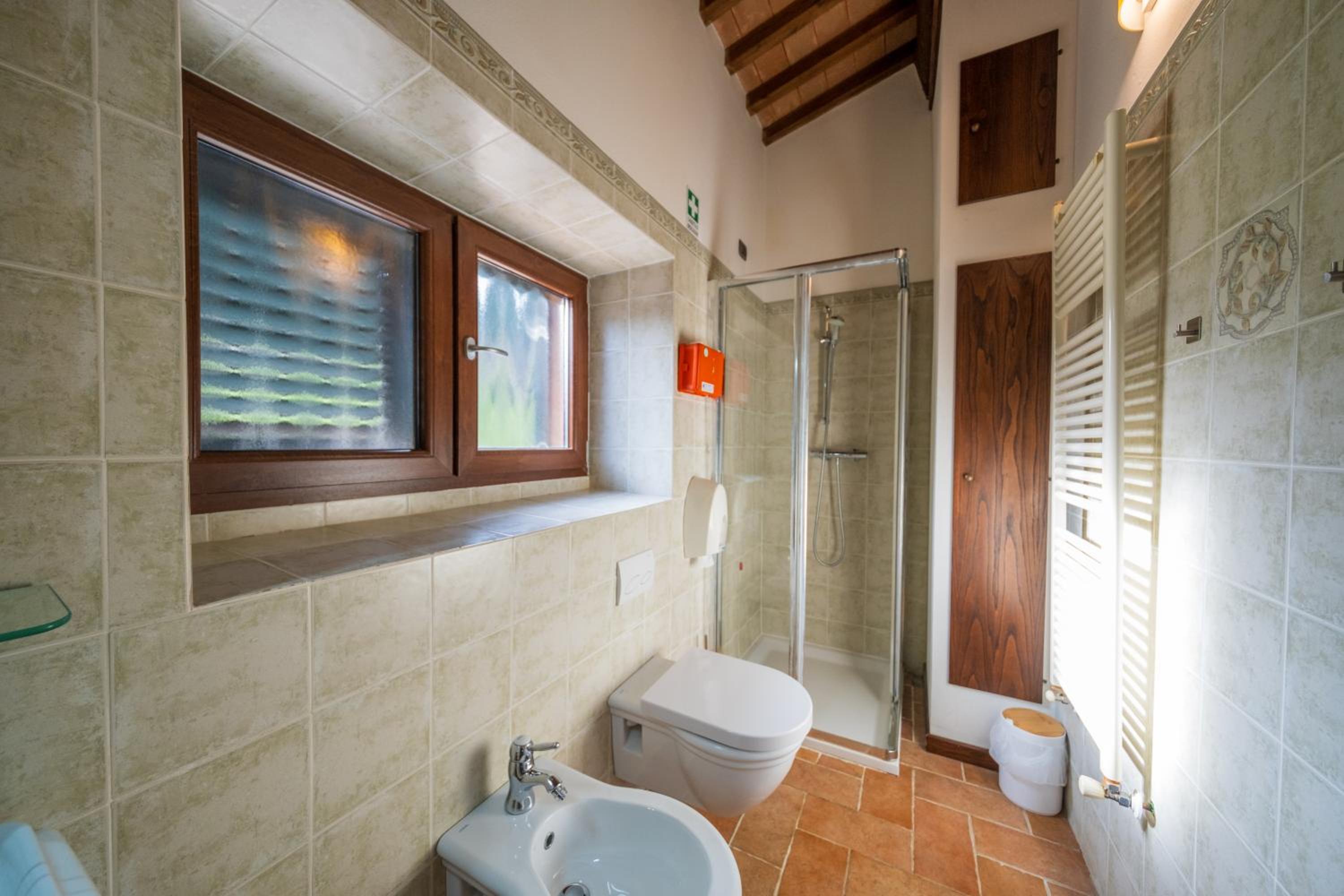 Standard One-Bedroom Apartment - Photo 8