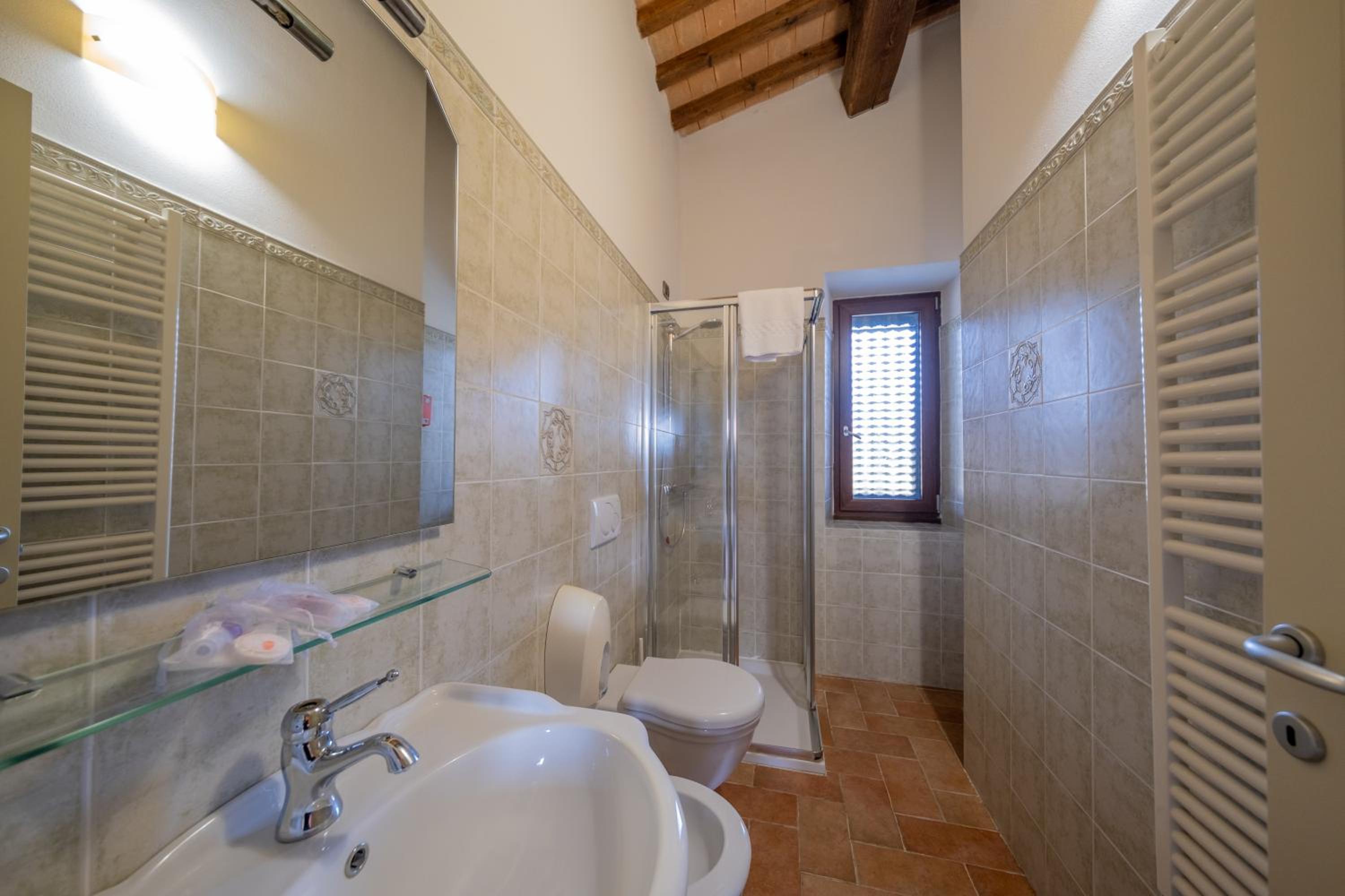 Superior One-Bedroom Apartment - Photo 6