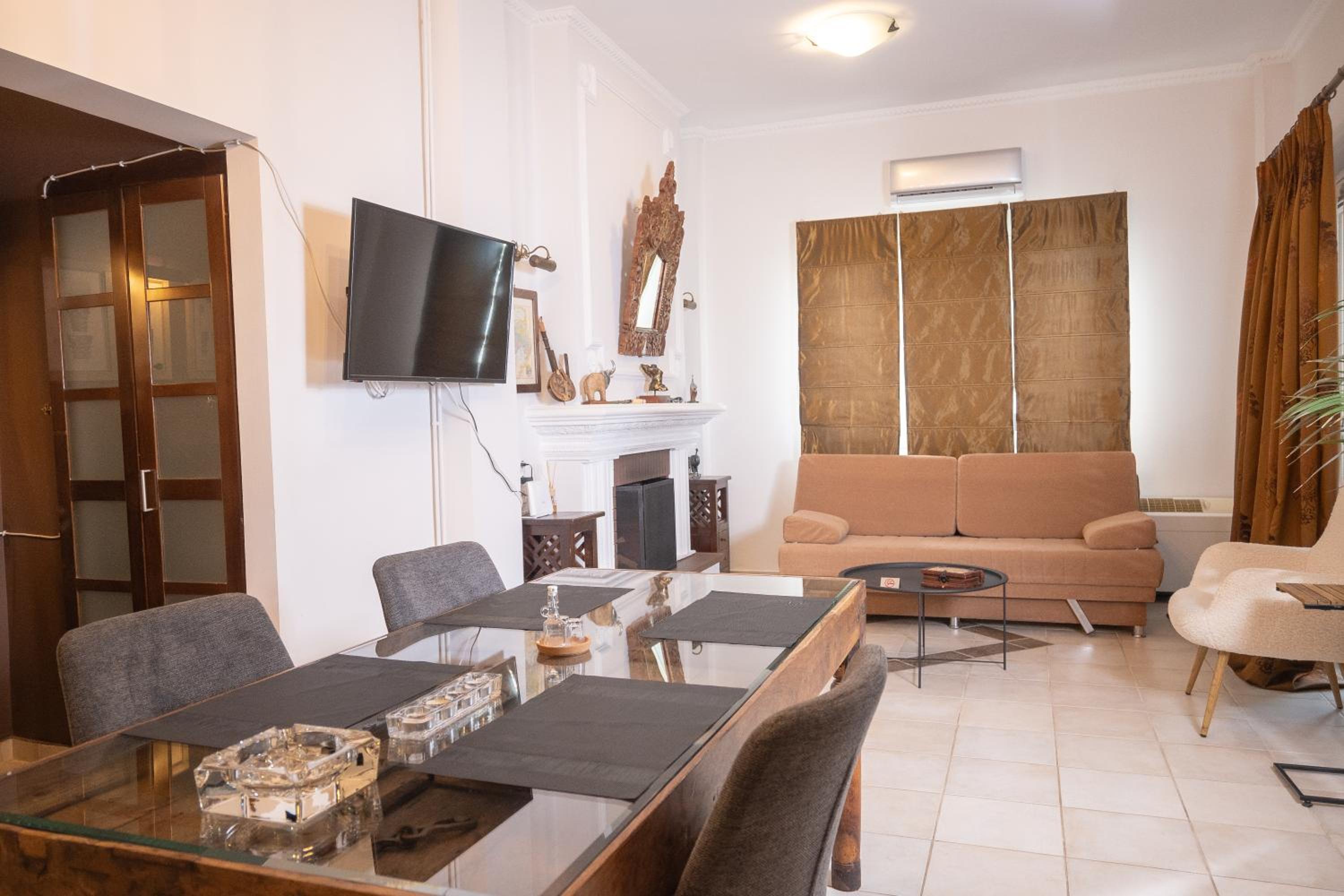 Two-Bedroom Apartment - Photo 18