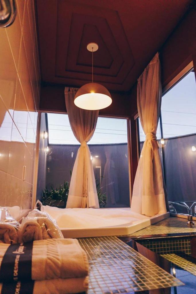 Studio with Spa Bath - Photo 6