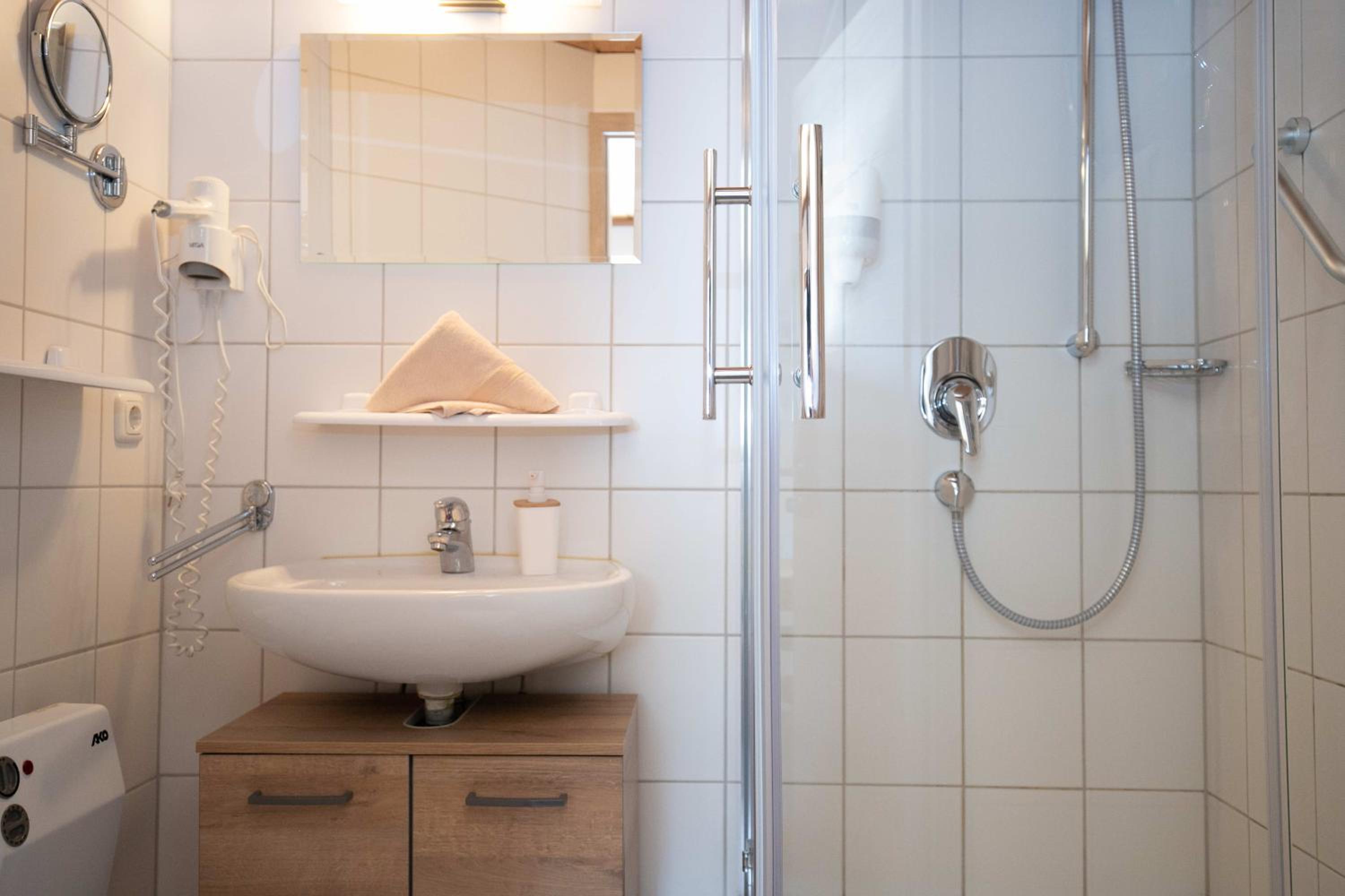 Doppelzimmer Standard mit Balkon photo 2