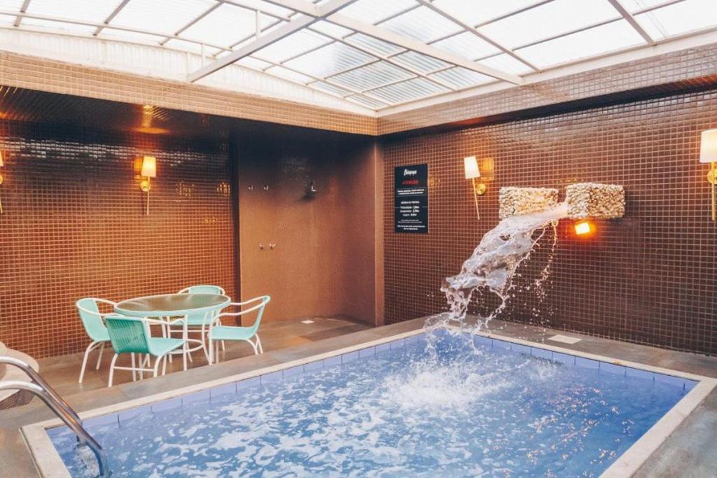 Suite with Private Pool - Photo 2