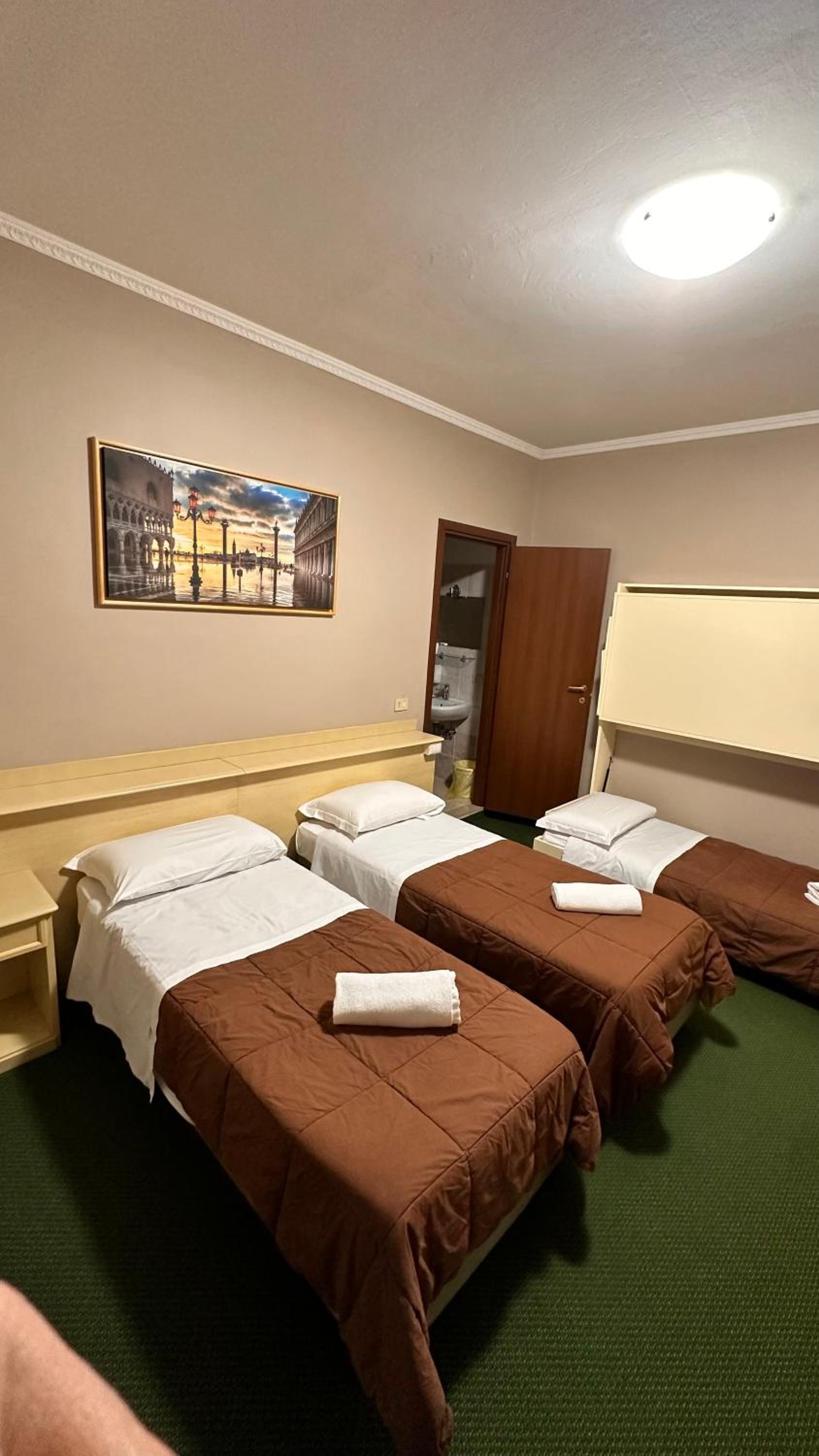 Triple Room photo 3