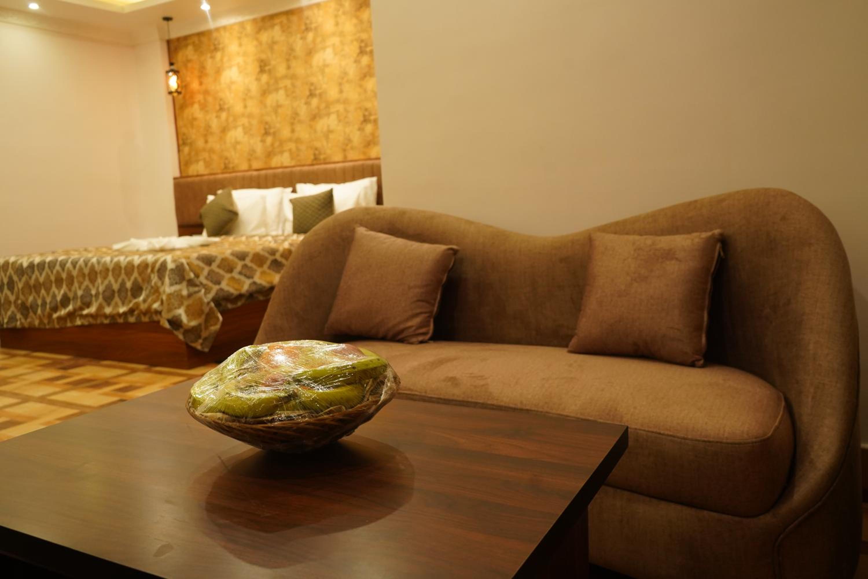 Club Room - Photo 16