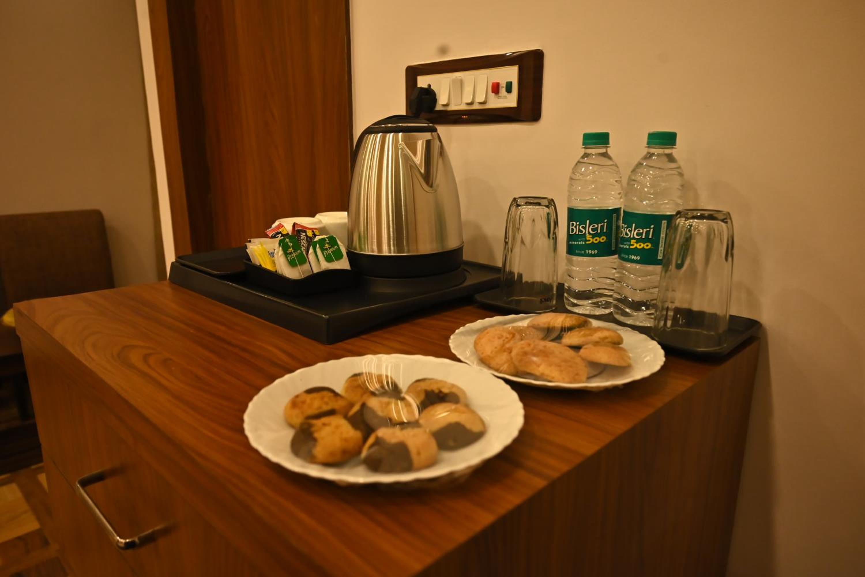 Premium Club Room - Photo 32