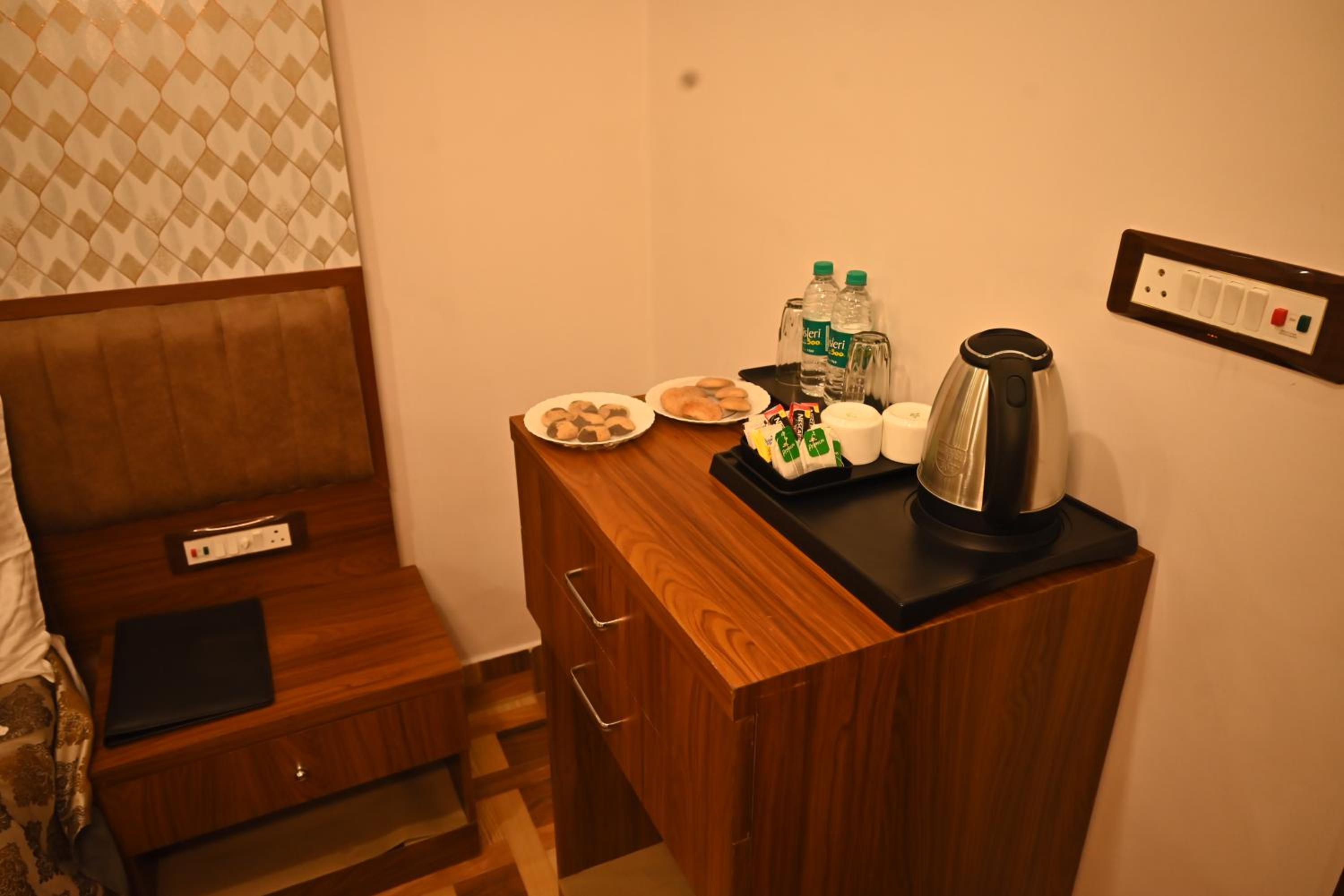 Premium Club Room - Photo 22