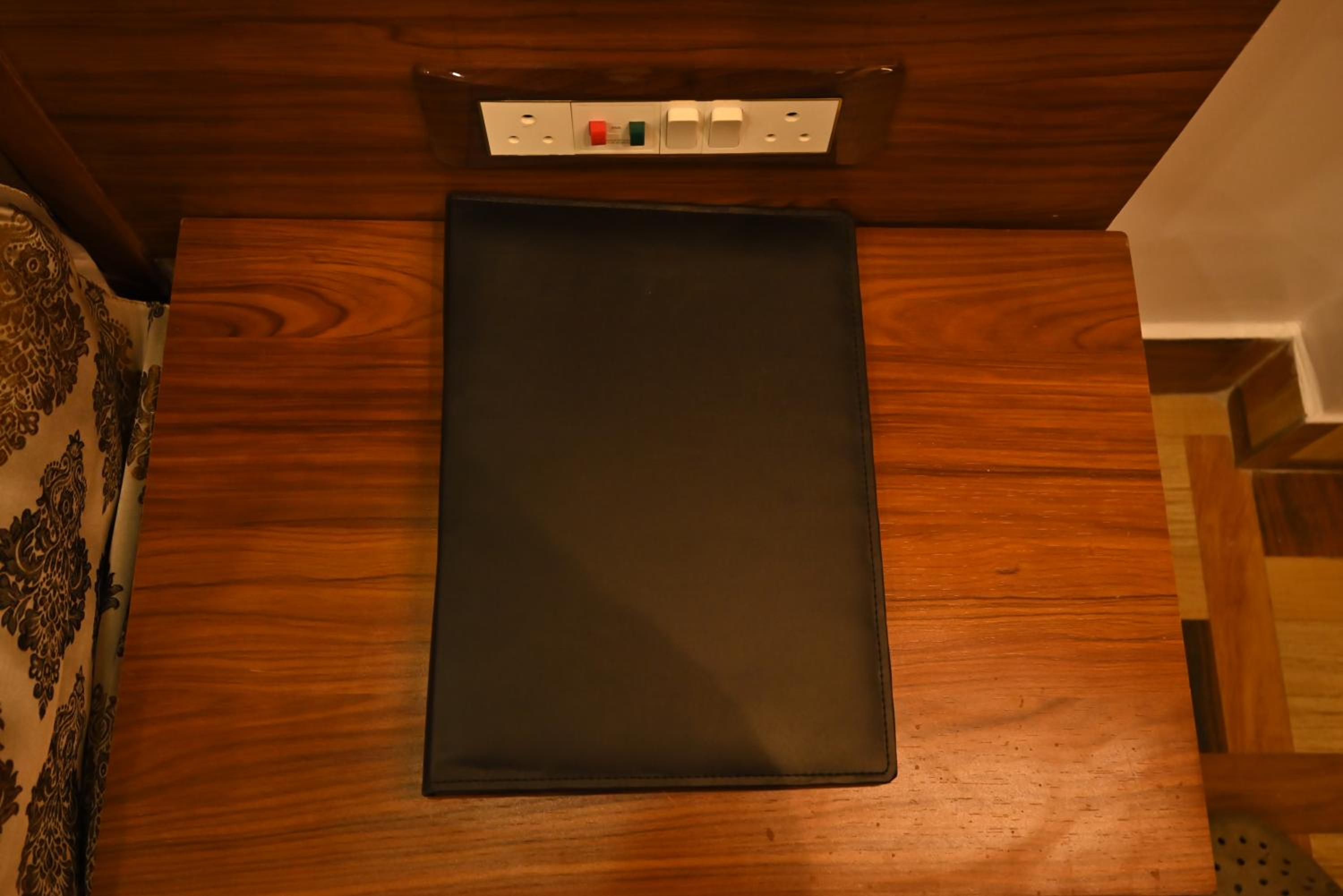 Premium Club Room - Photo 14