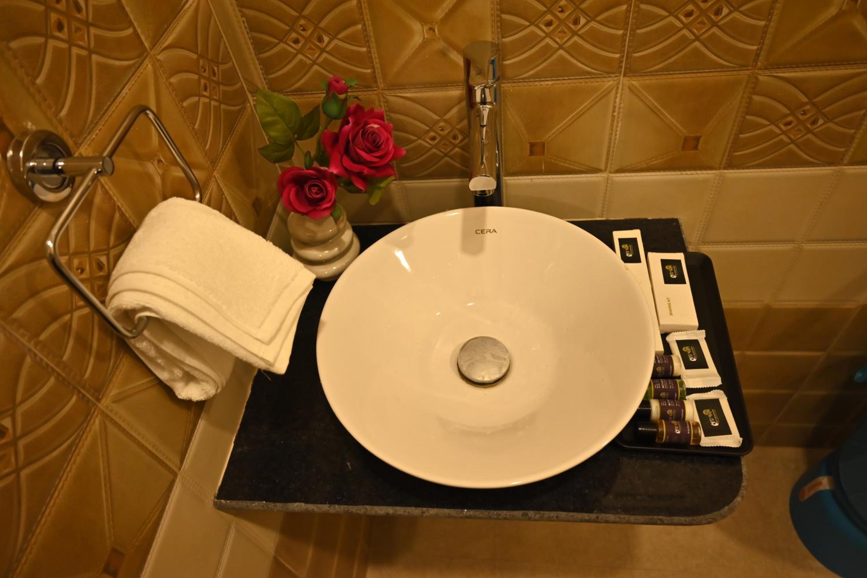 Premium Club Room - Photo 13