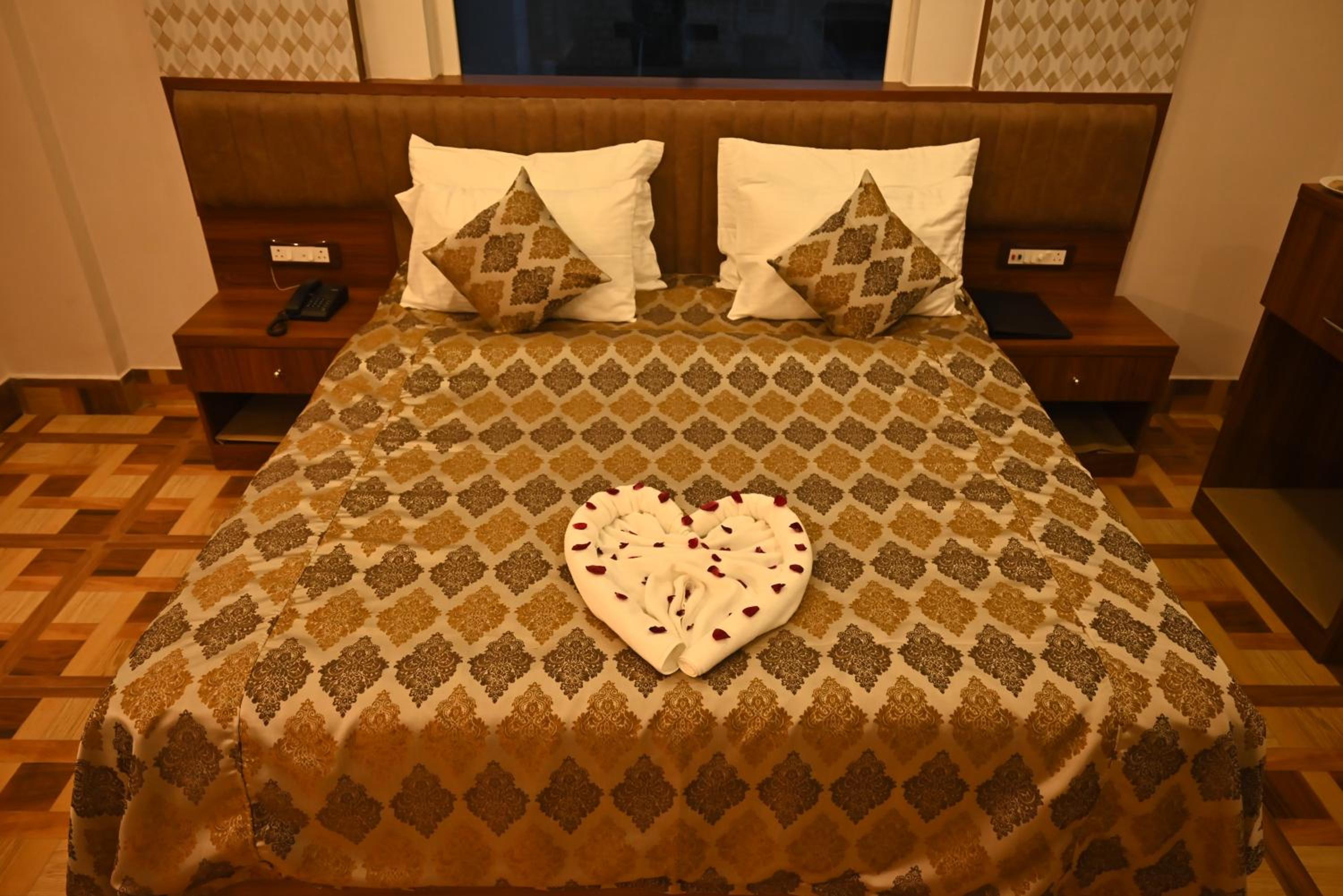 Premium Club Room - Photo 3