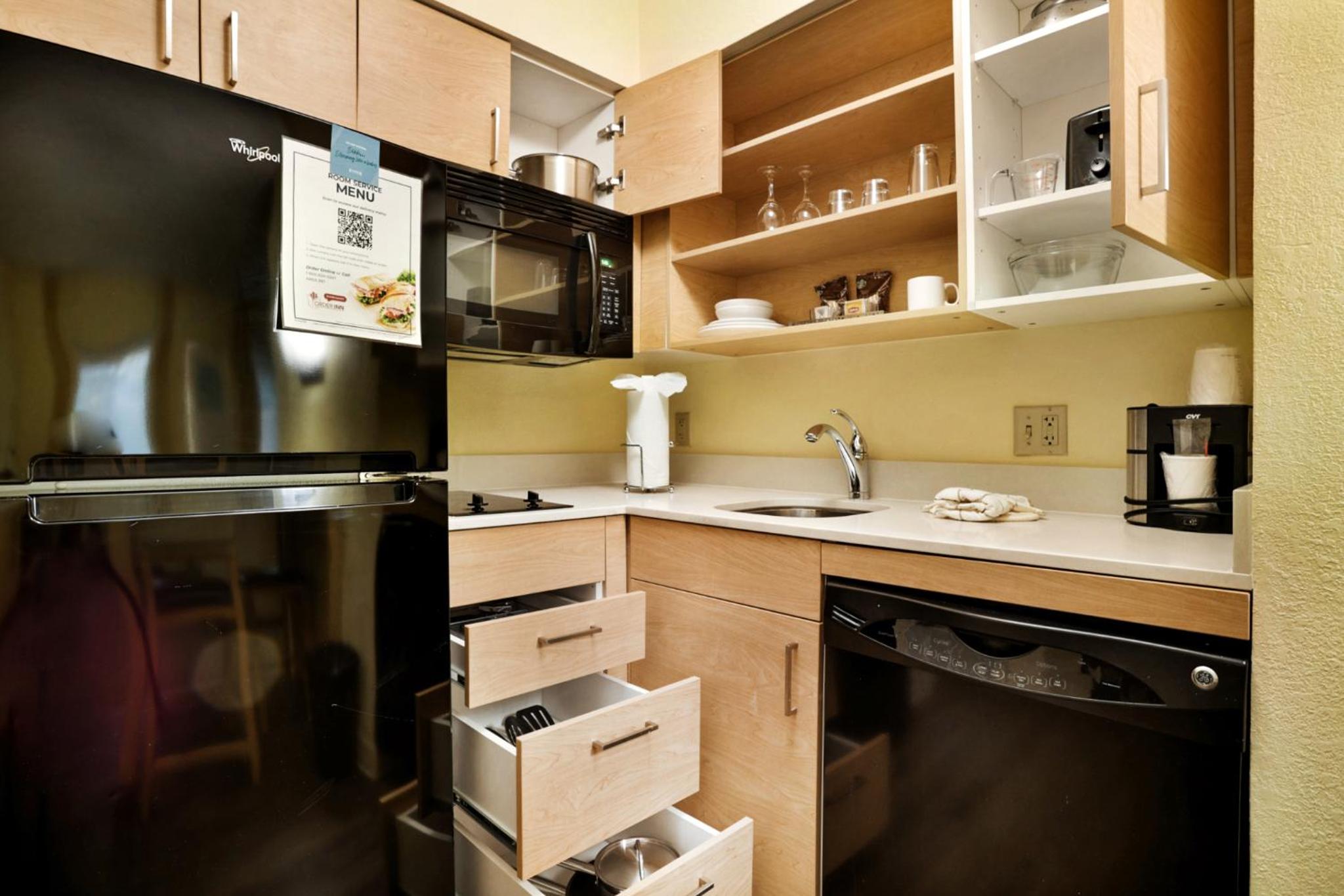 Standard Room - Photo 10