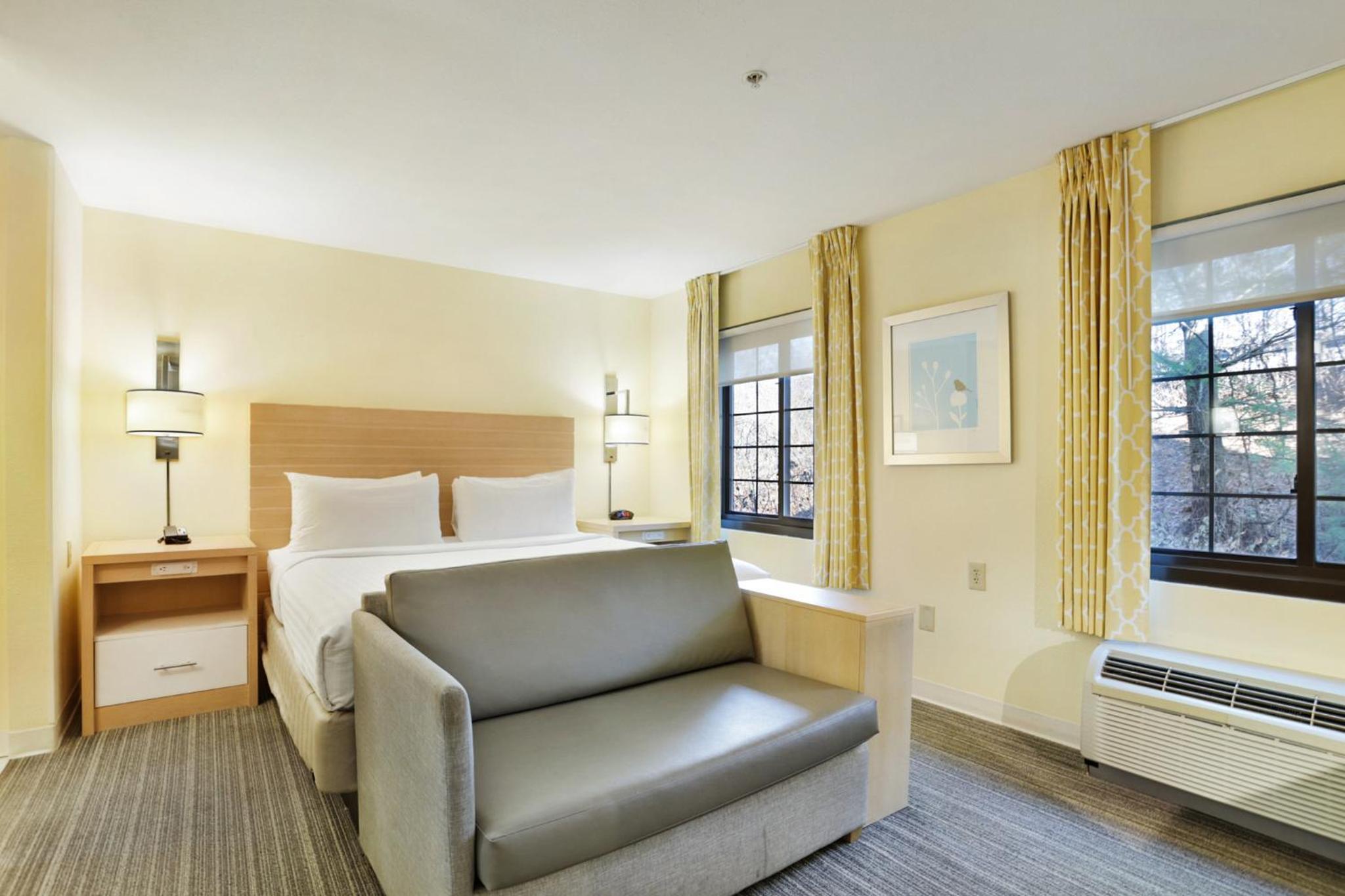 Standard Room - Photo 8