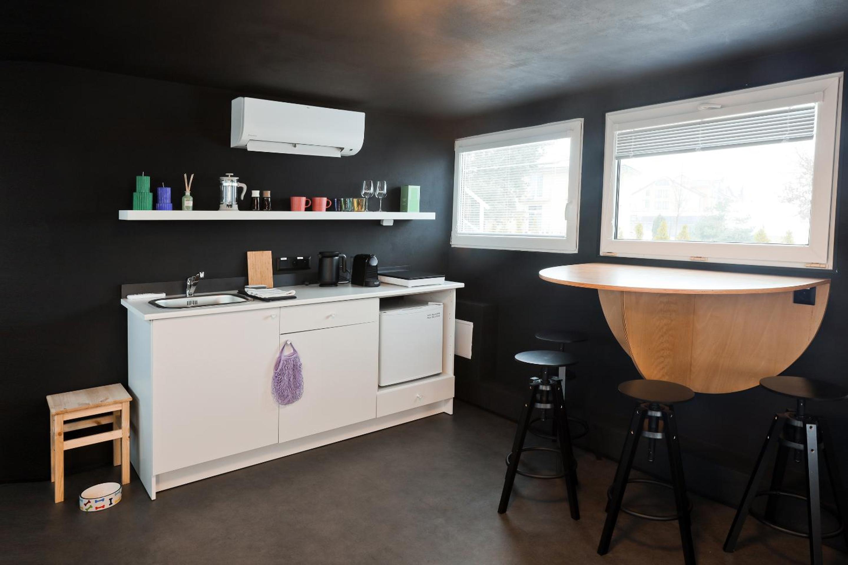 Apartment with Lake View photo 2