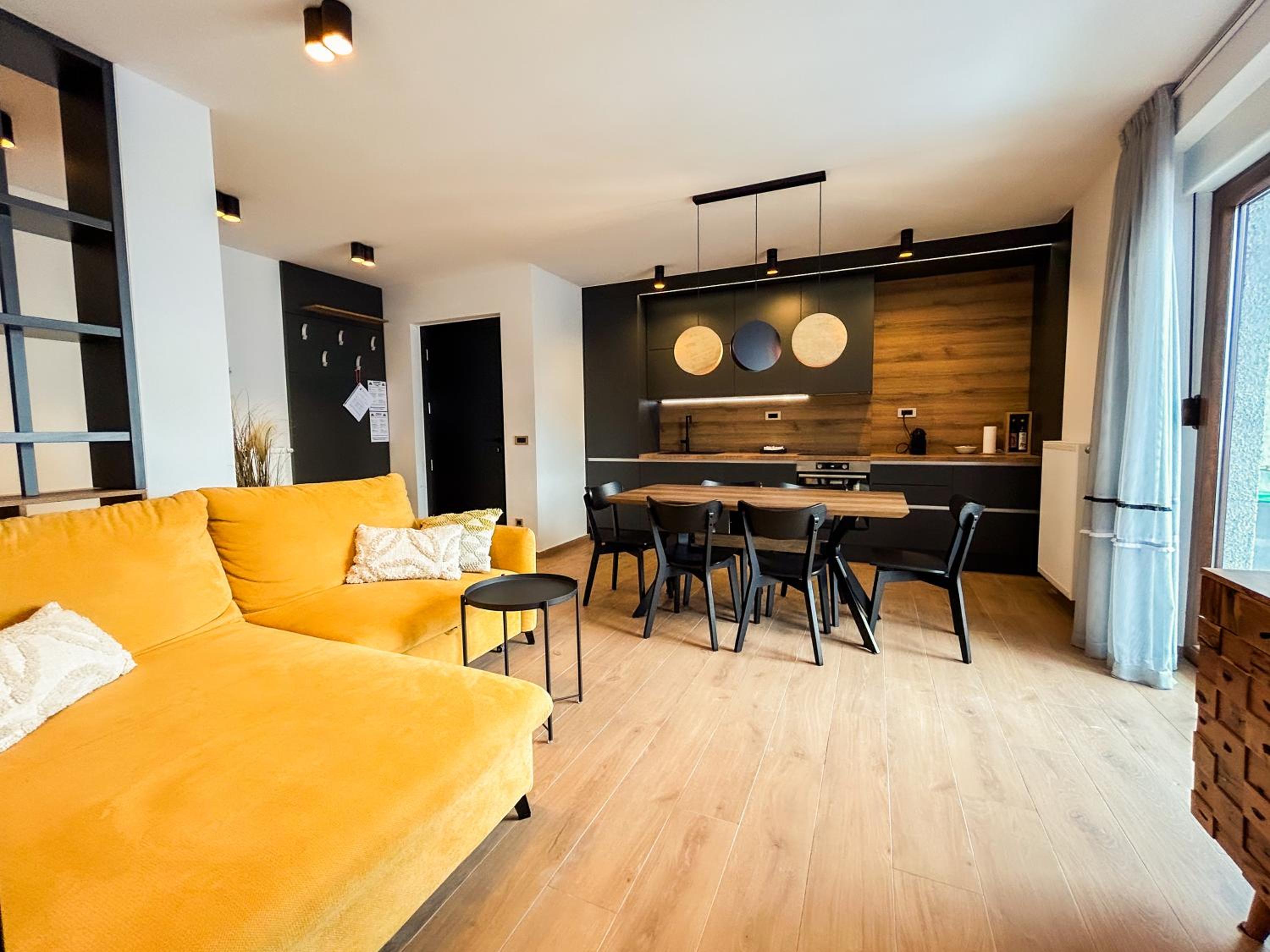Three-Bedroom Apartment photo 1