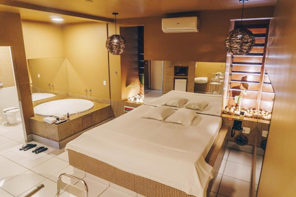 Studio with Spa Bath - Photo 1