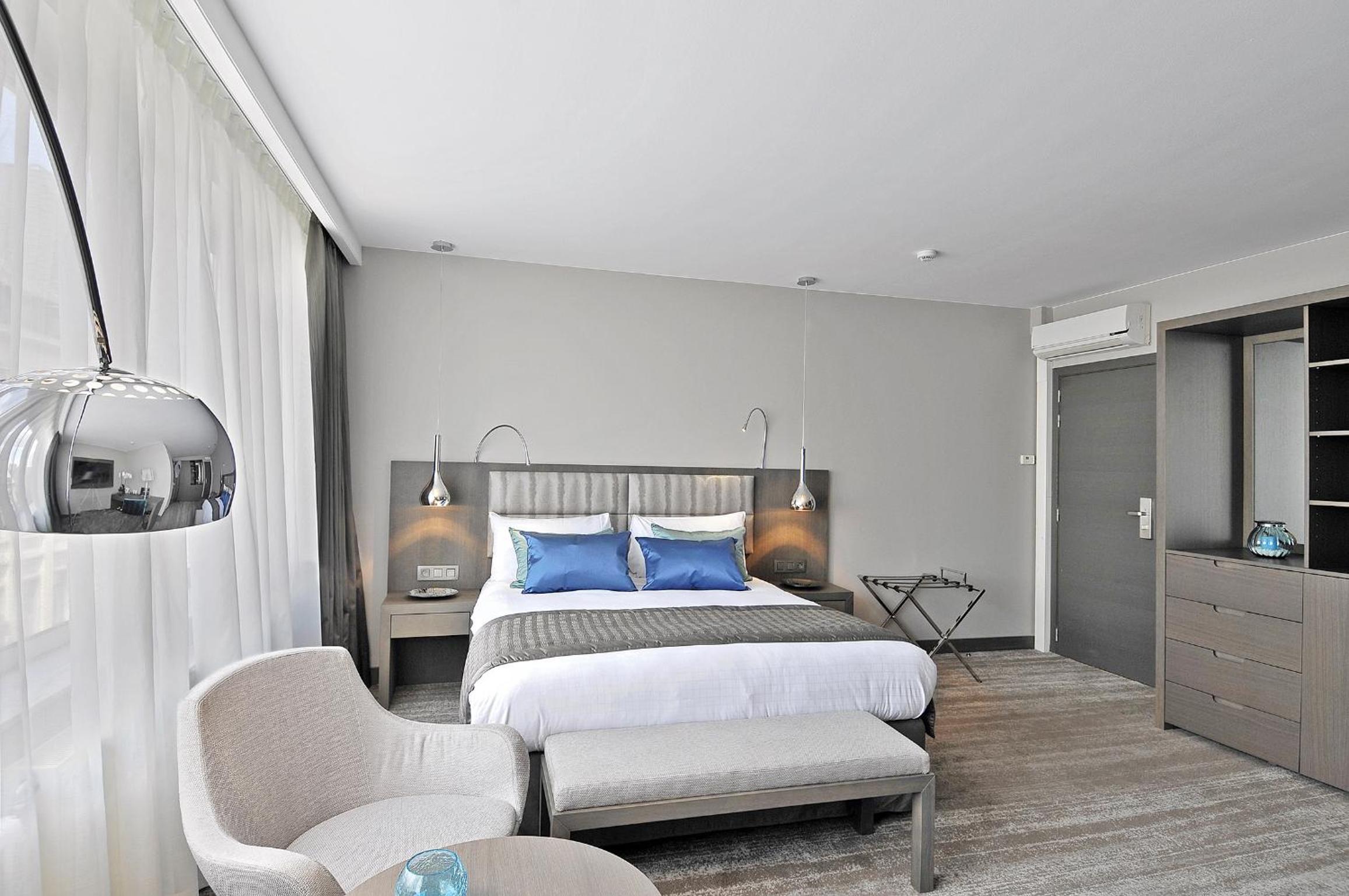 Double Room - Photo 7