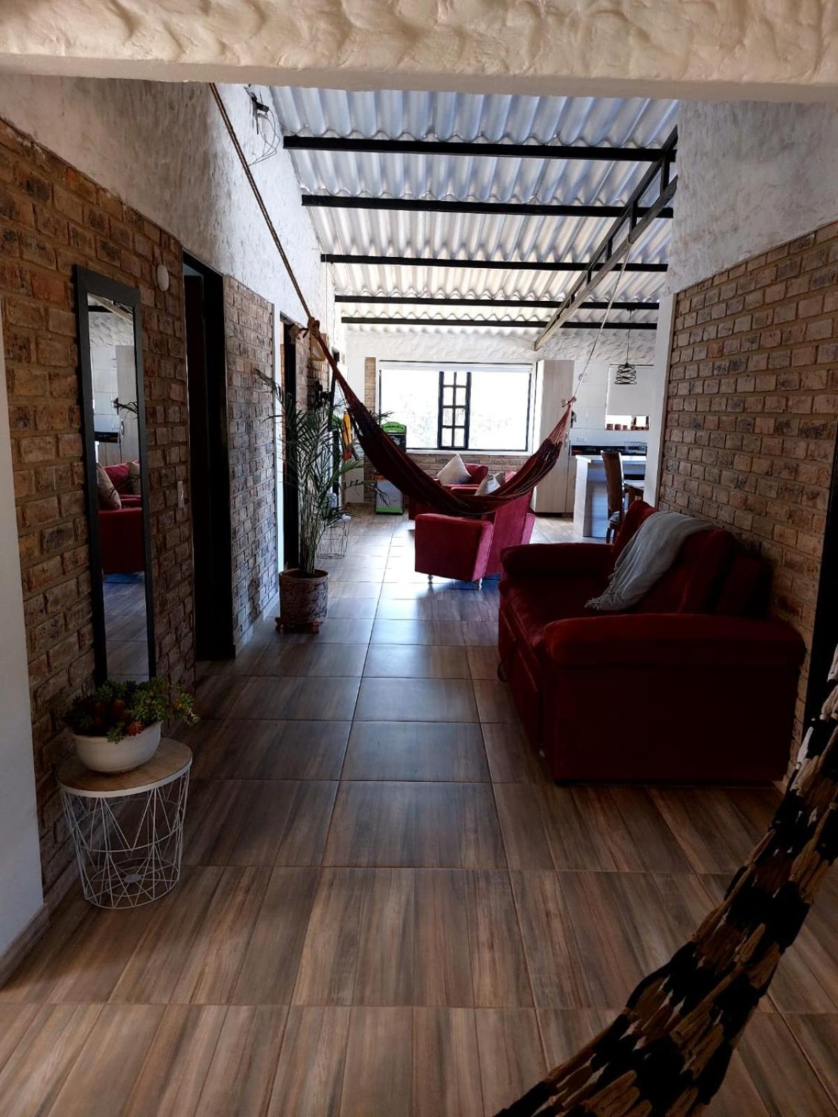 Four-Bedroom House photo 3