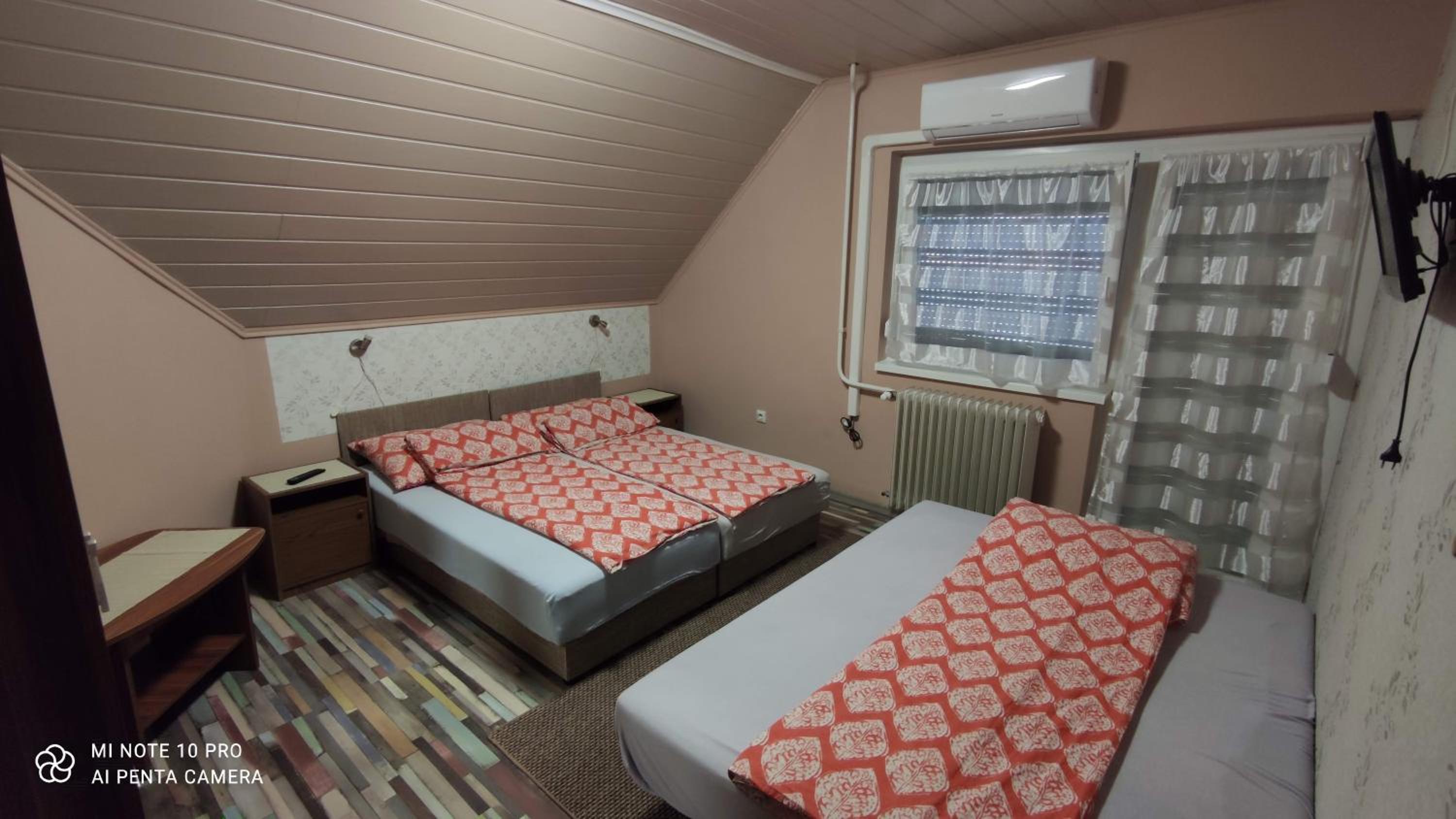 Classic Quadruple Room