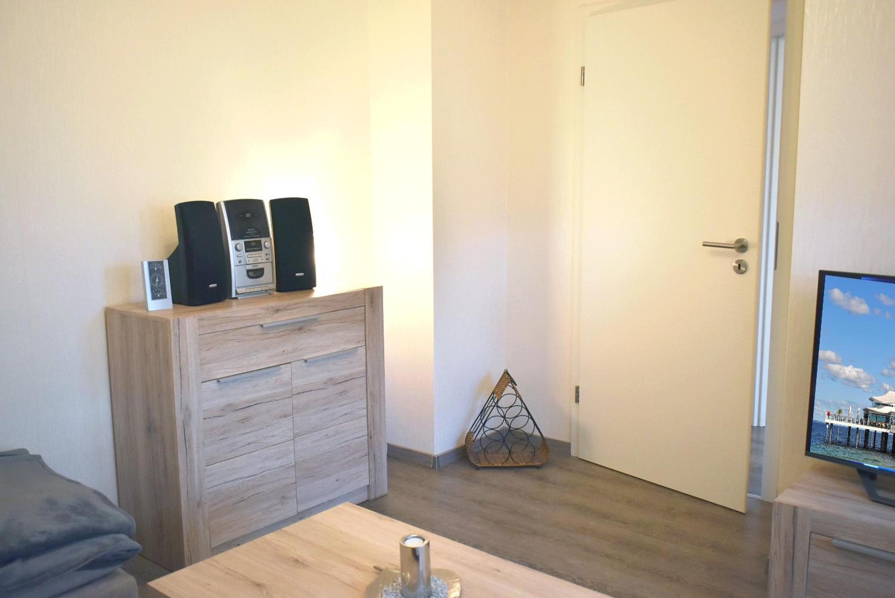 Two-Bedroom Apartment with Shower  photo 3