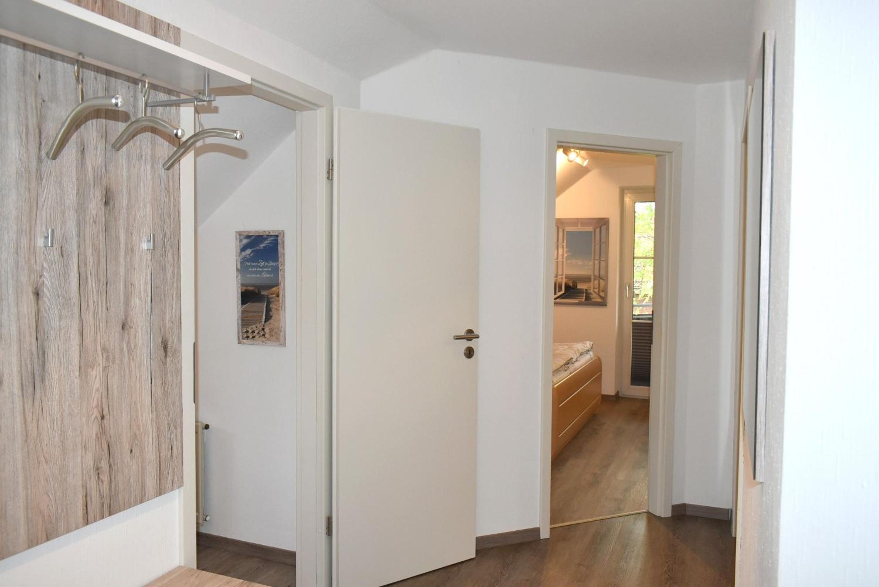 Two-Bedroom Apartment with Shower  photo 1