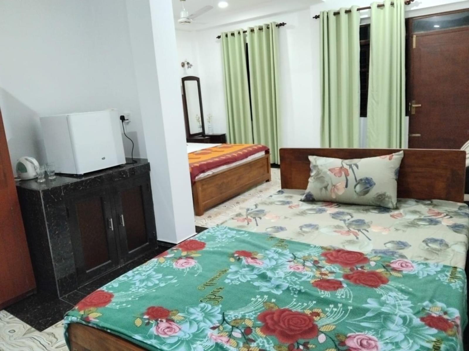 Deluxe Queen Room photo 3
