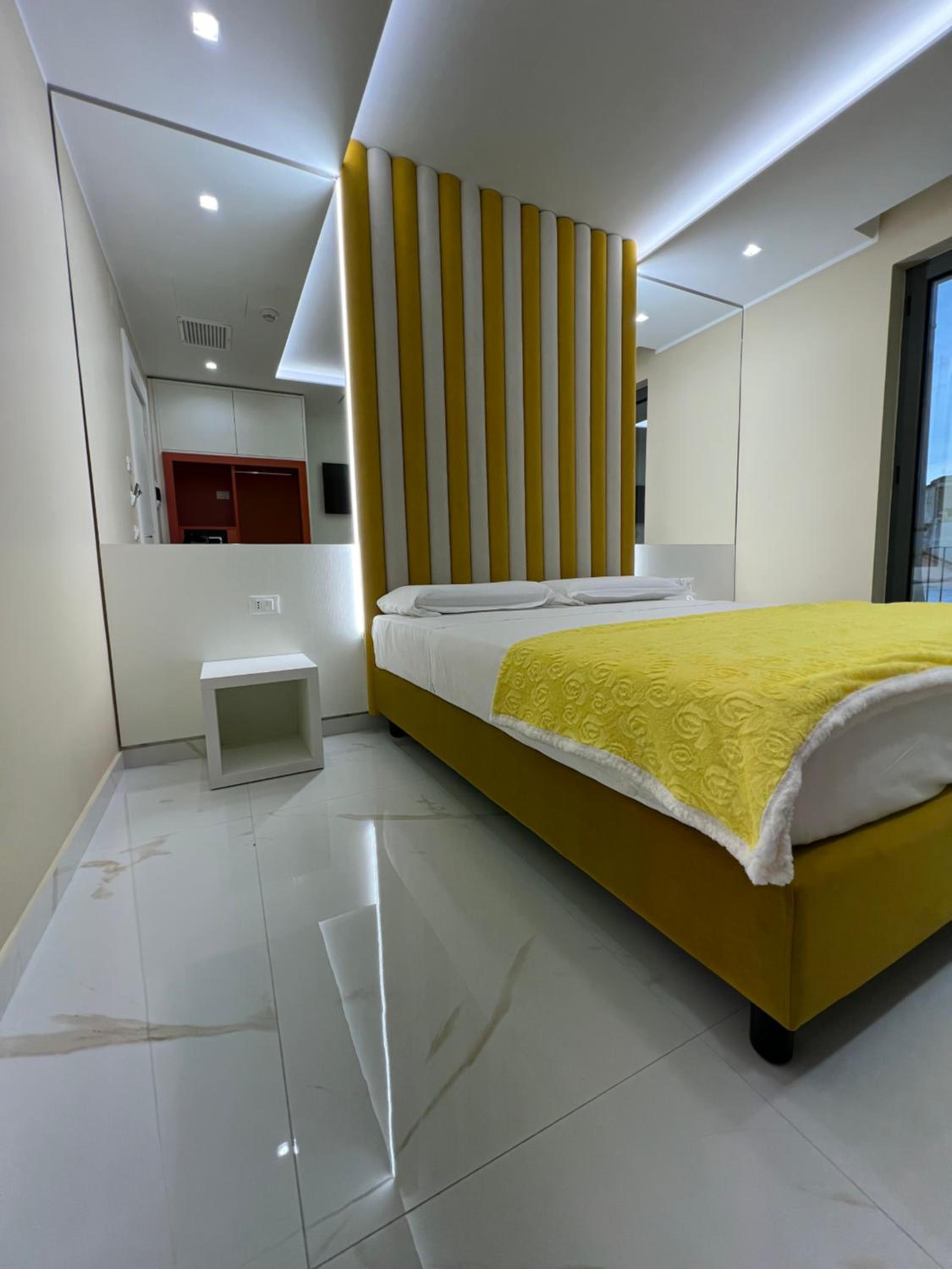 Junior Suite - Photo 16