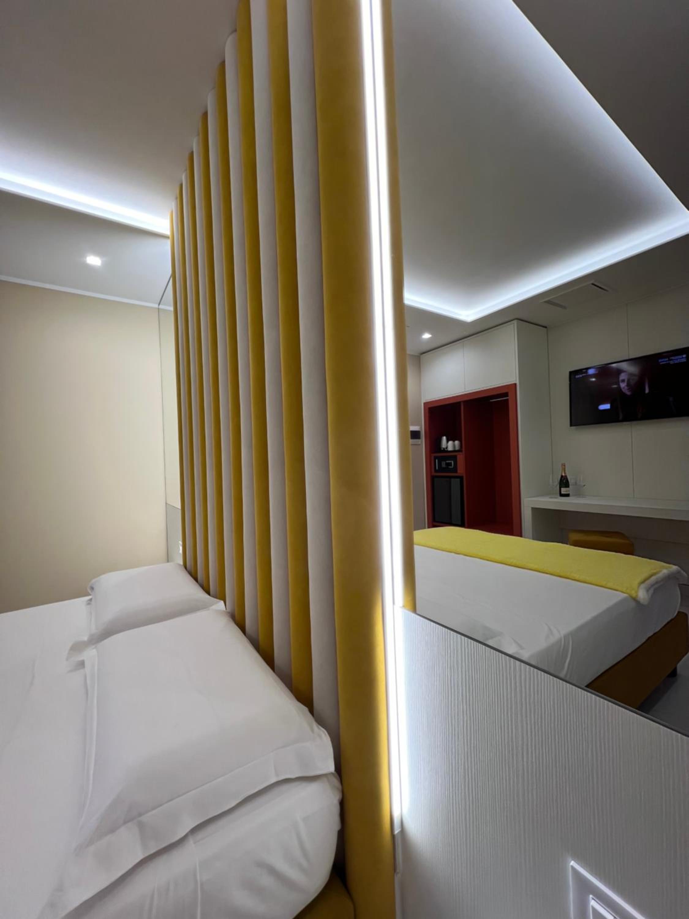 Junior Suite - Photo 13