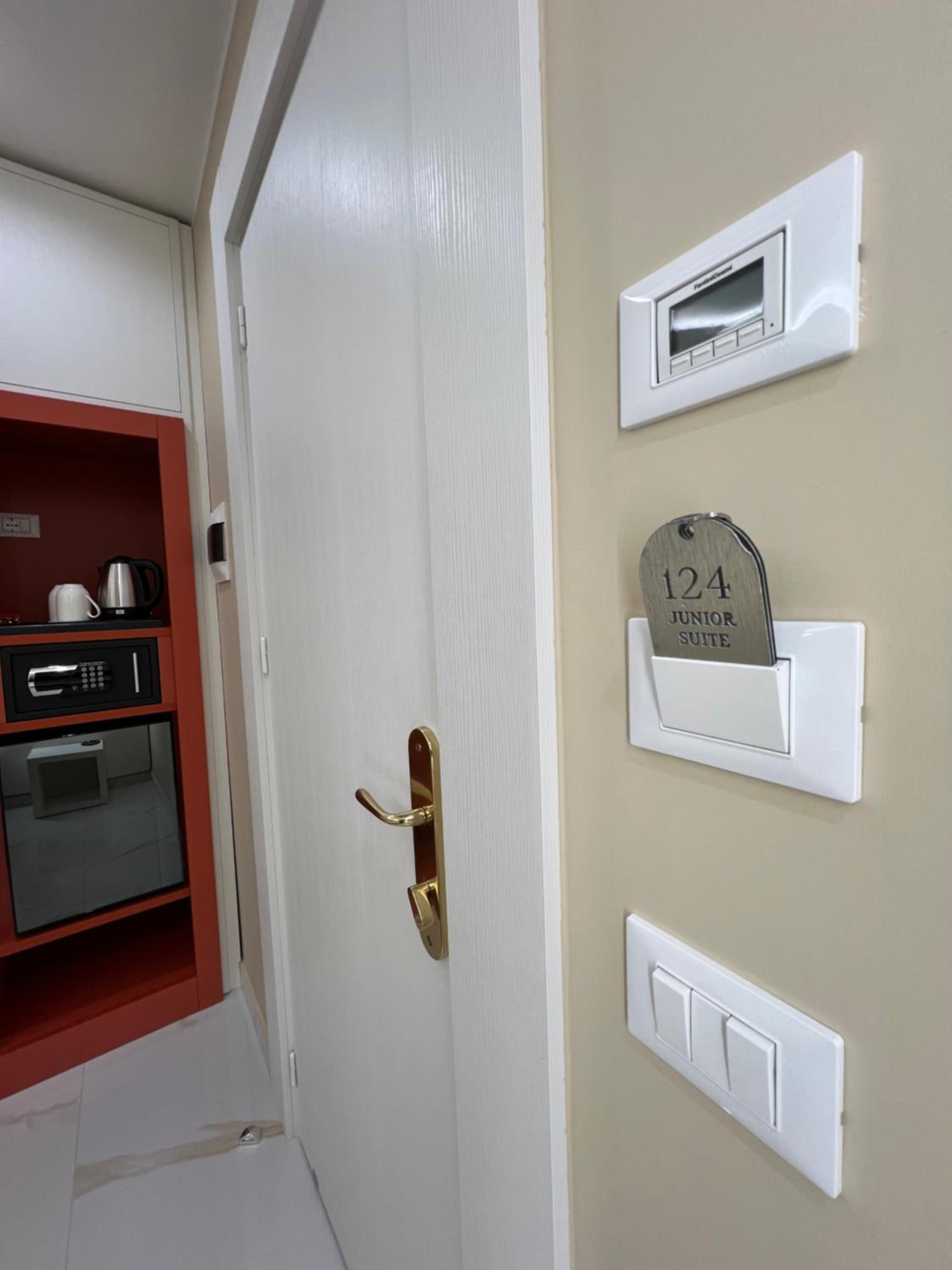 Junior Suite - Photo 11