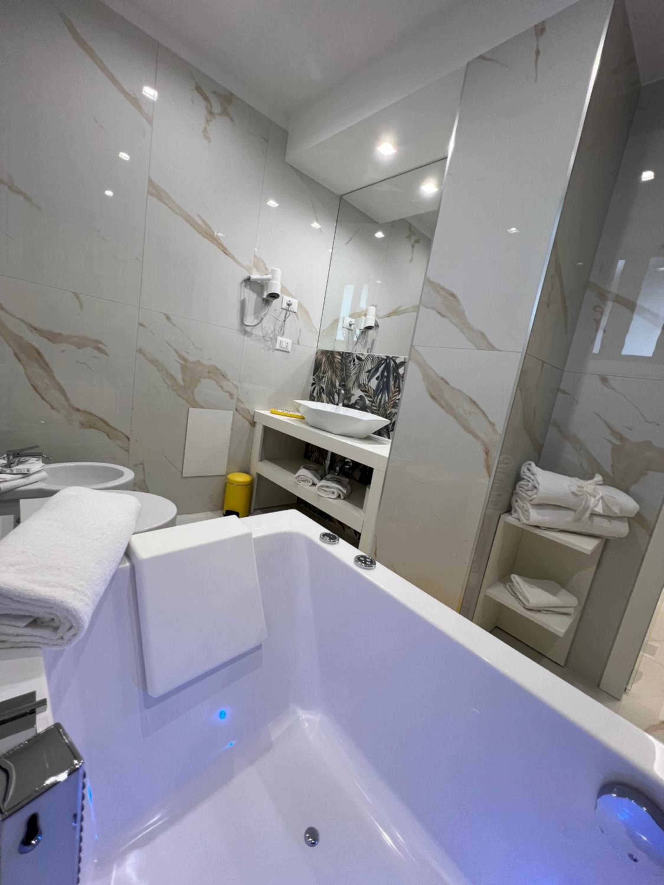 Junior Suite - Photo 6