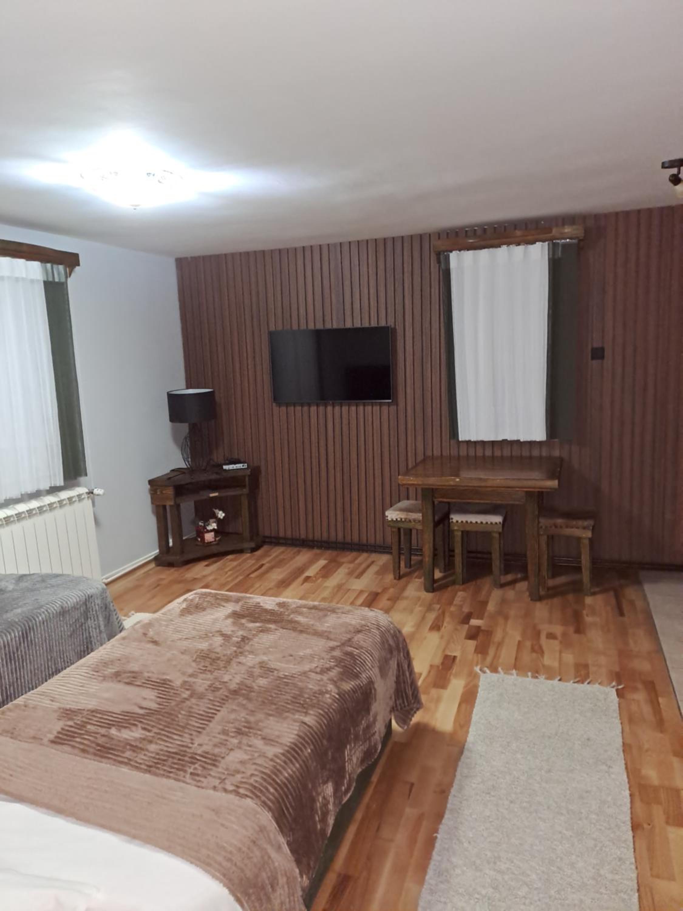 One-Bedroom Apartment - Photo 16