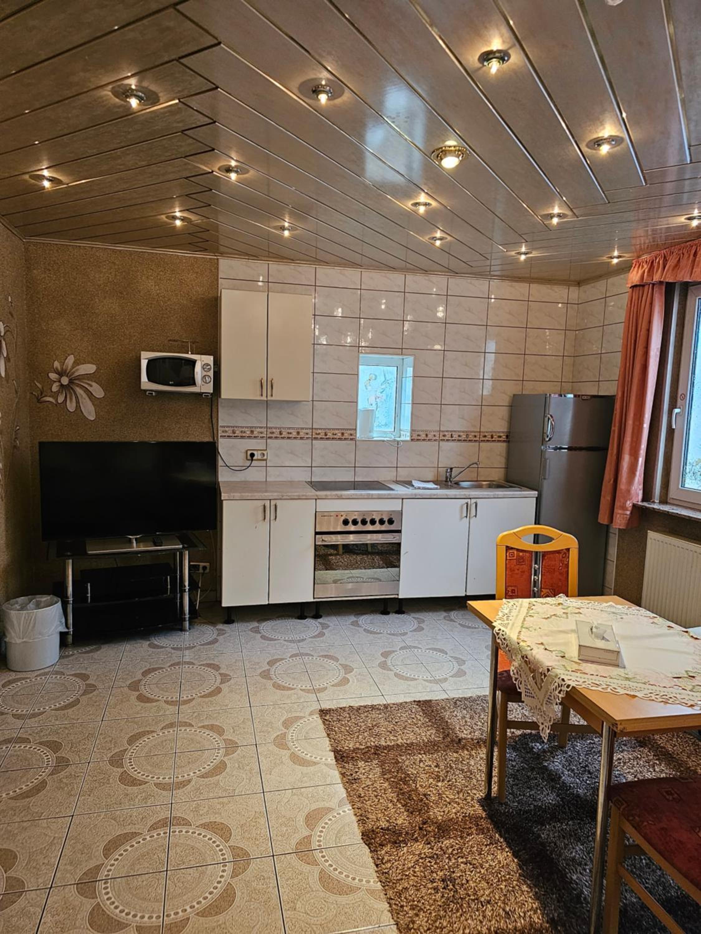 Quadruple Room - Photo 2