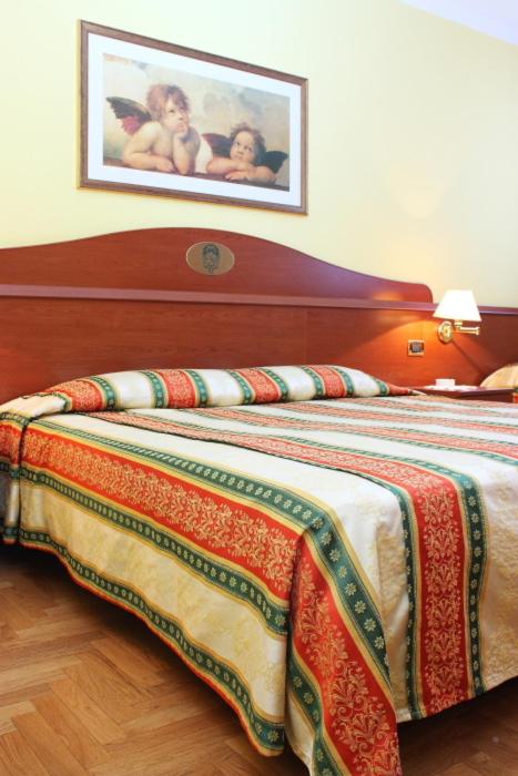 Double or Twin Room - Photo 4