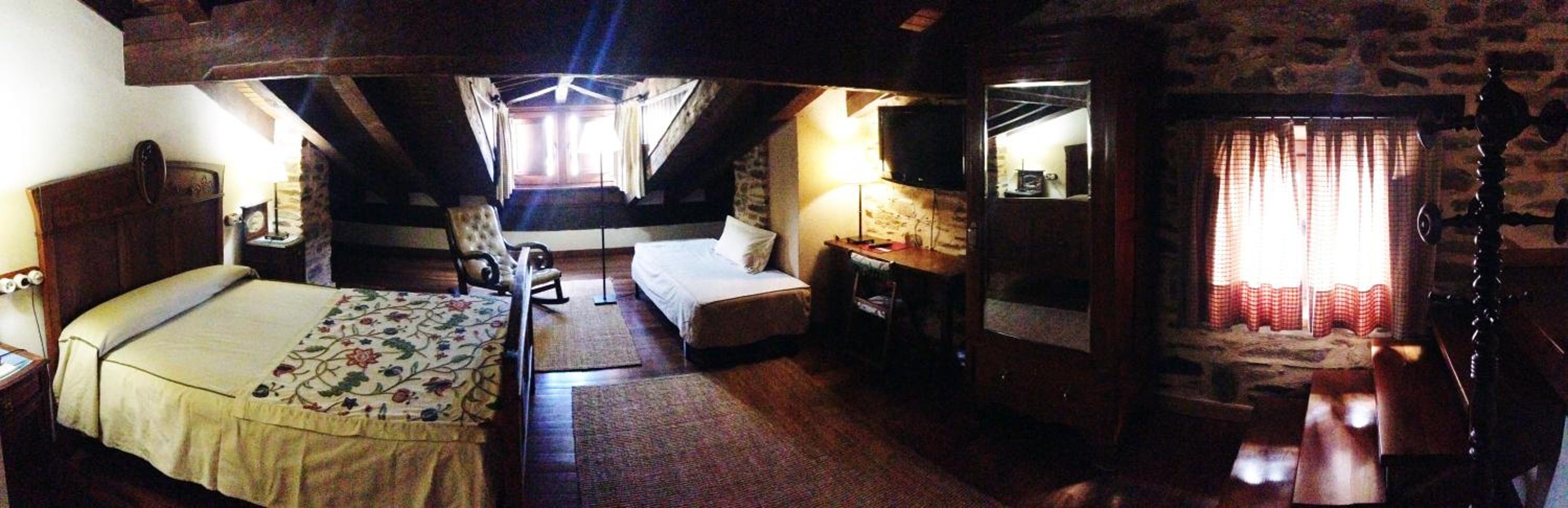 Superior Double Room - Photo 1